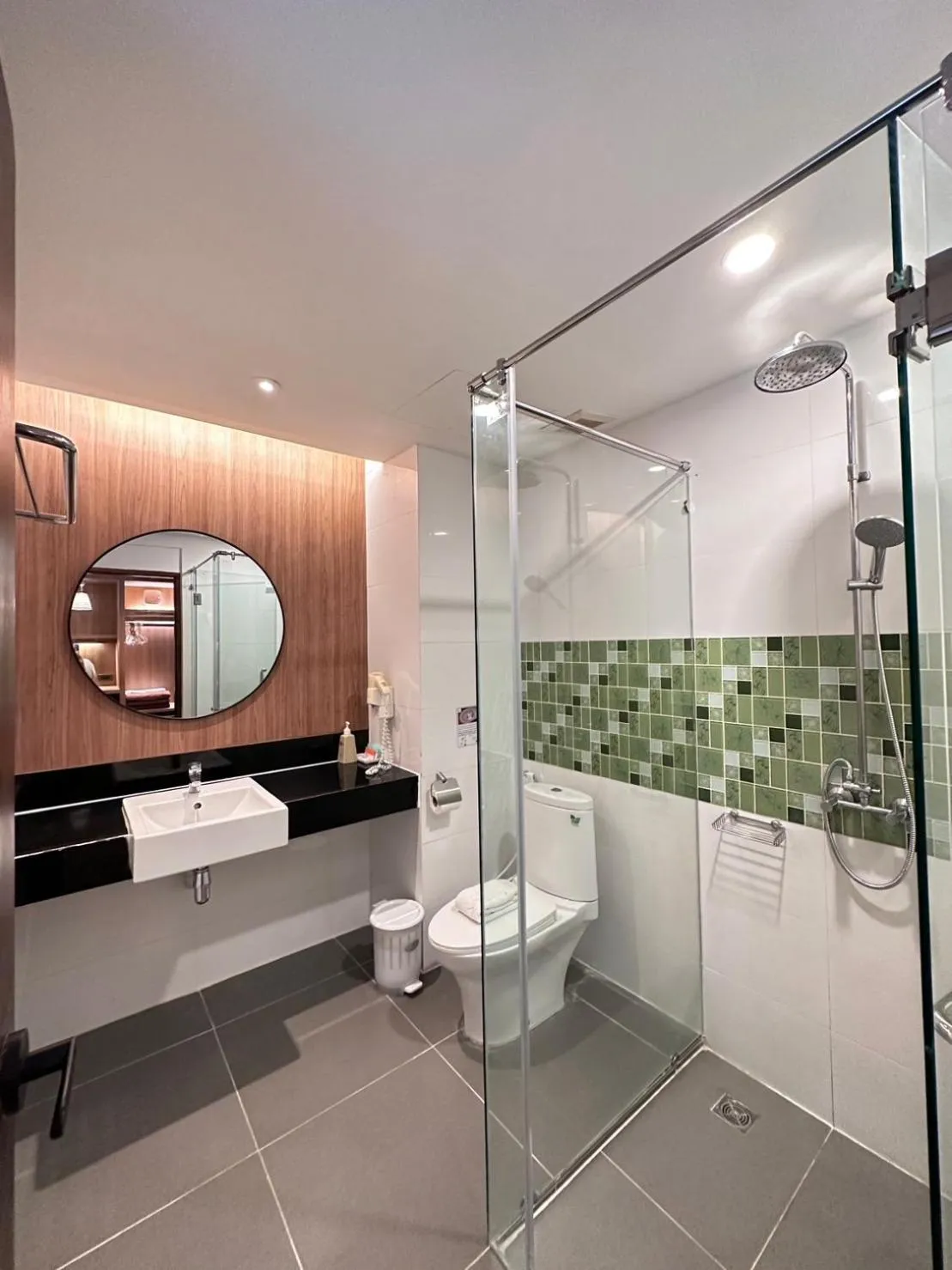 Bathroom in Baan Karon Resort