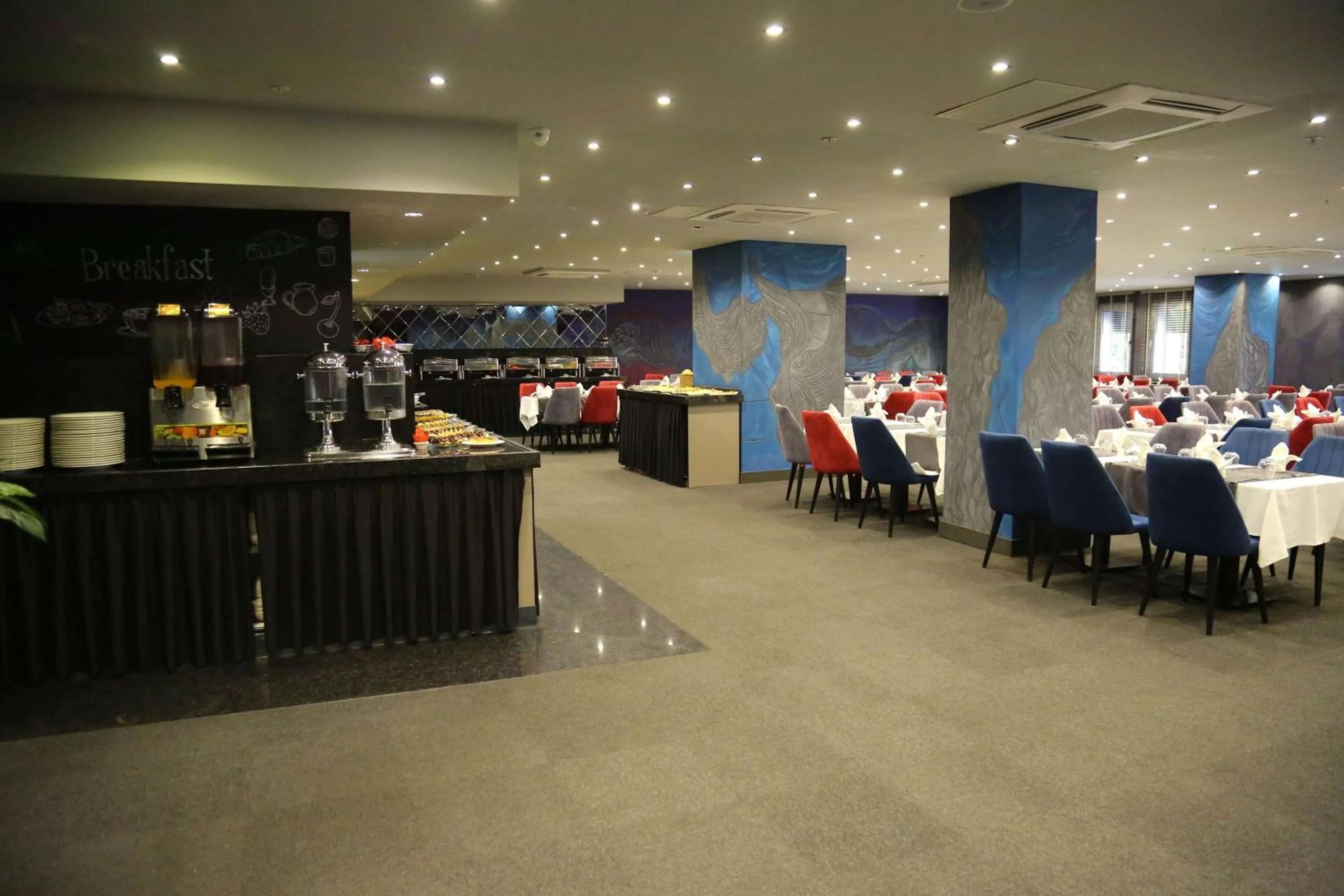 Restaurant/places to eat in Tryp By Wyndham Istanbul Sancaktepe