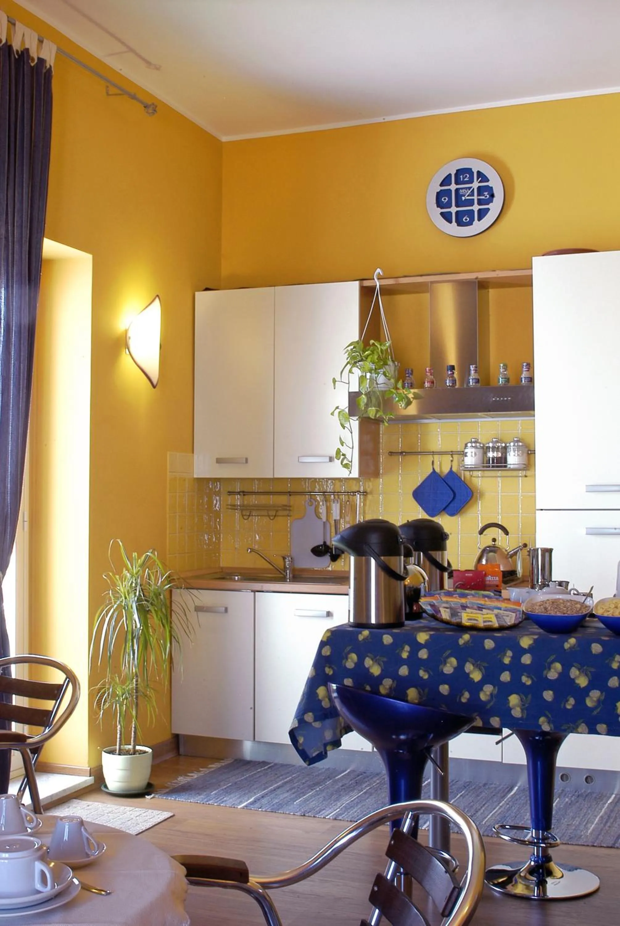 Restaurant/places to eat in Sky Sleeping