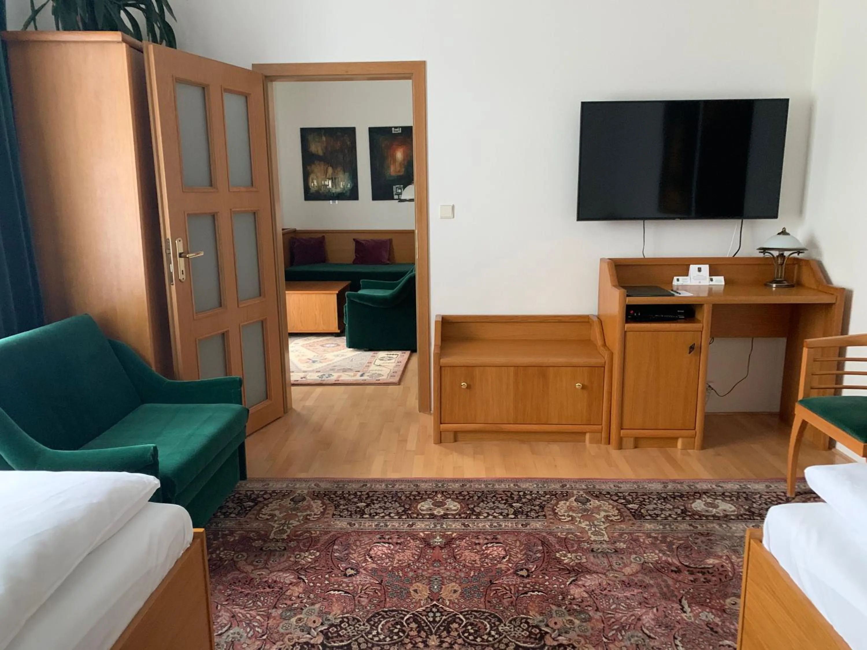 Photo of the whole room, Bed in Antik Hotel Sofia