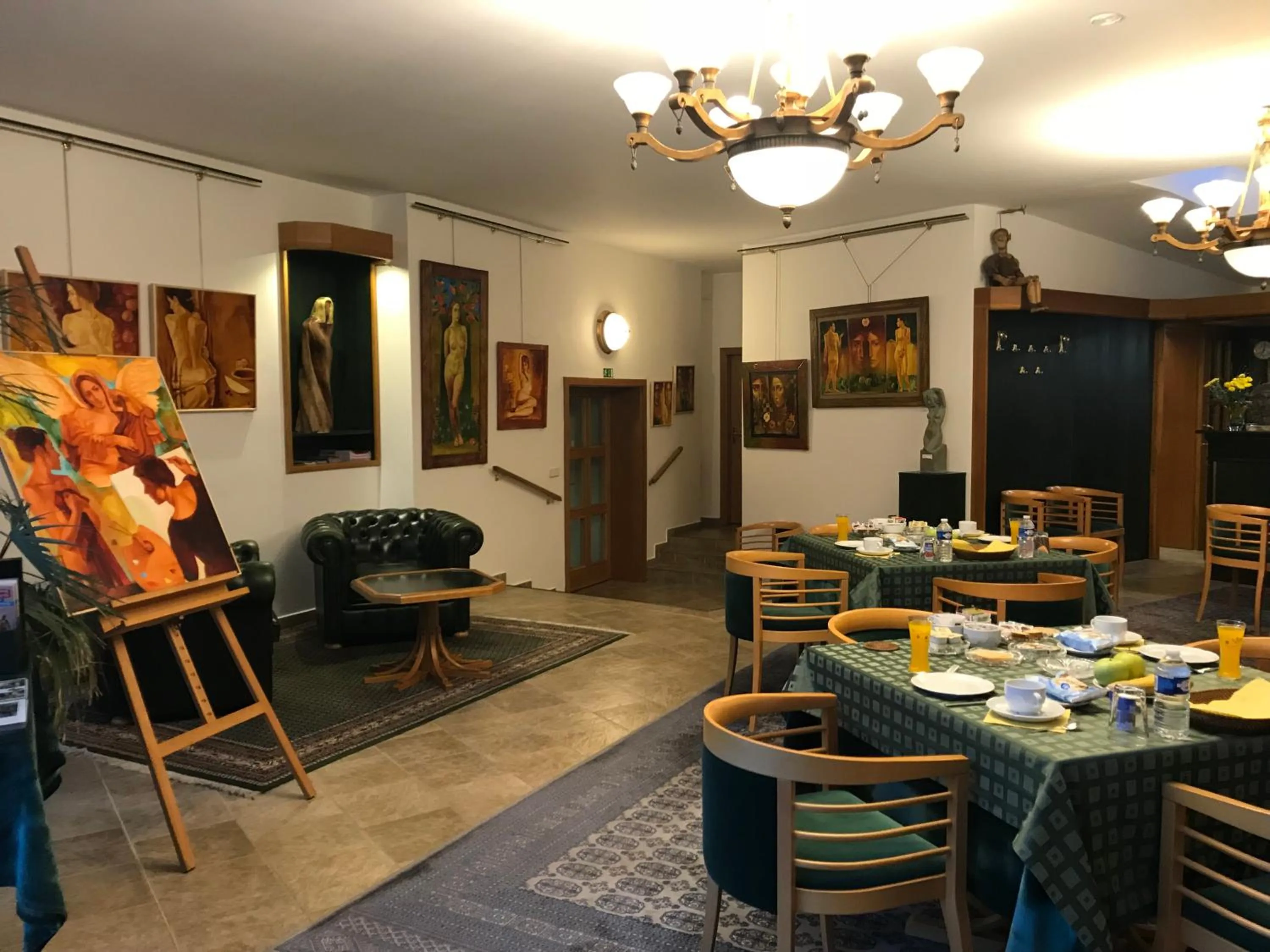 Night in Antik Hotel Sofia