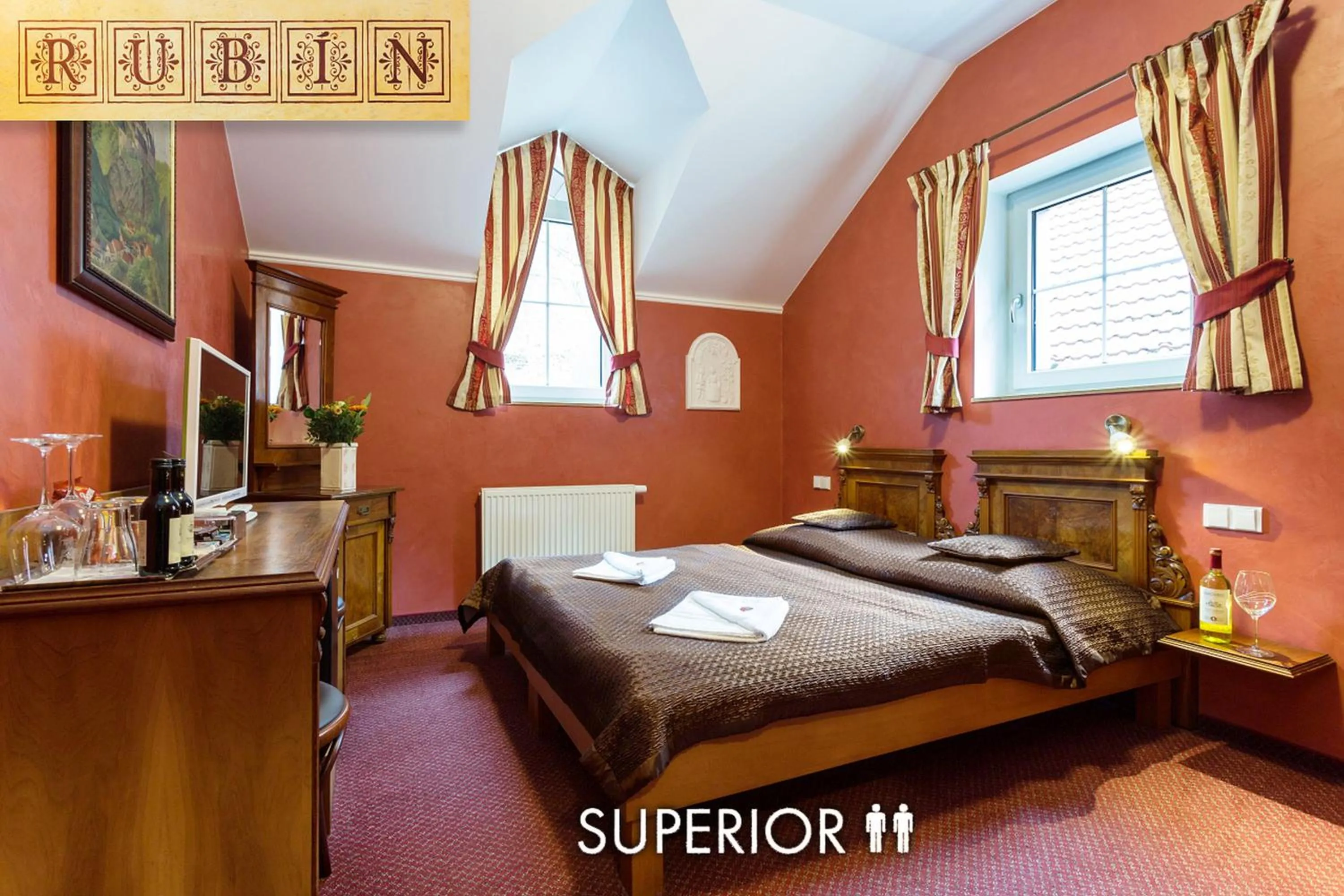 Property building, Bed in Hotel Karlštejn & SPA