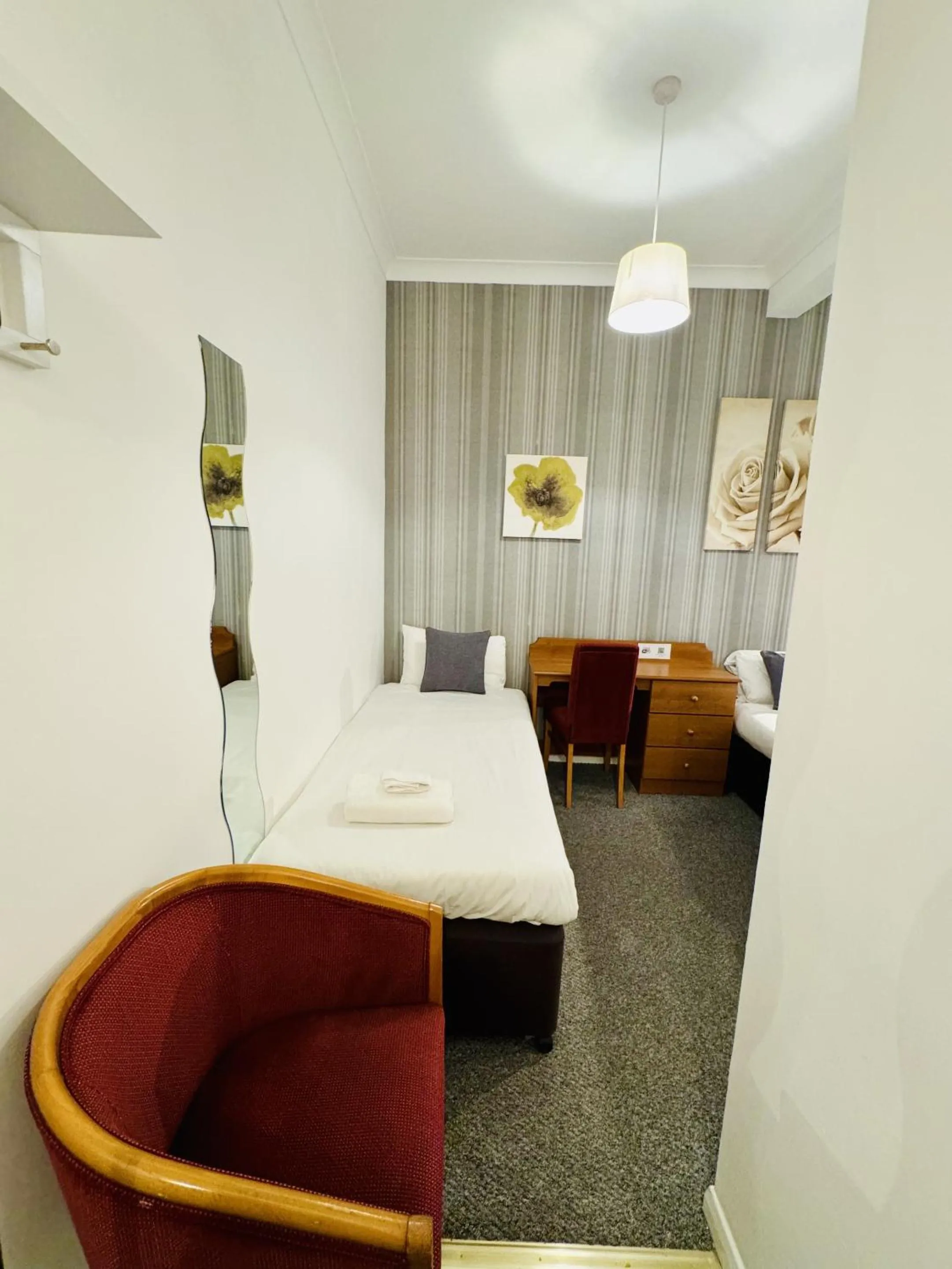 Bedroom in Carlton Court Hotel Eastbourne