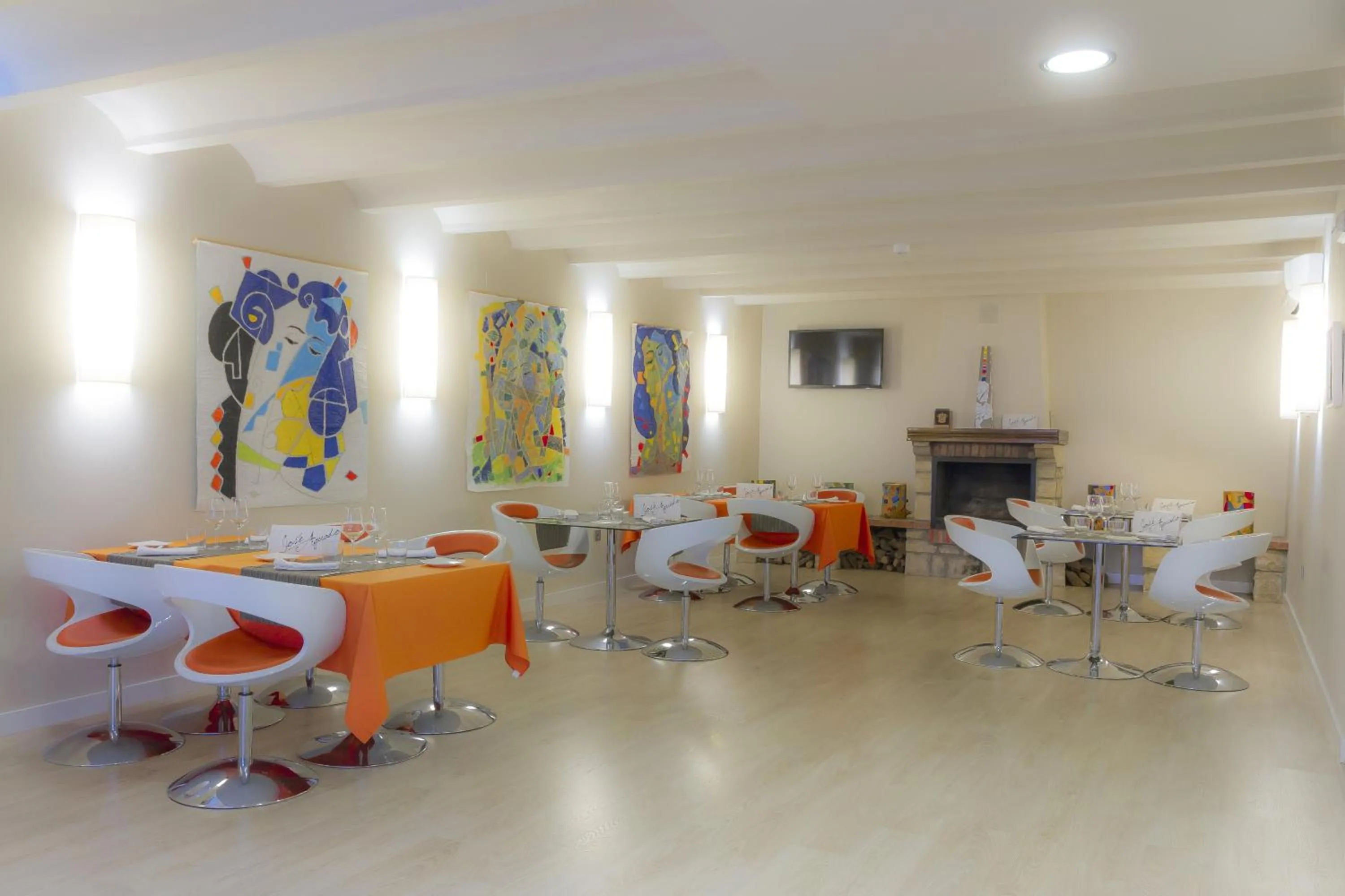 Restaurant/places to eat in RuralSuite Hotel Apartamentos