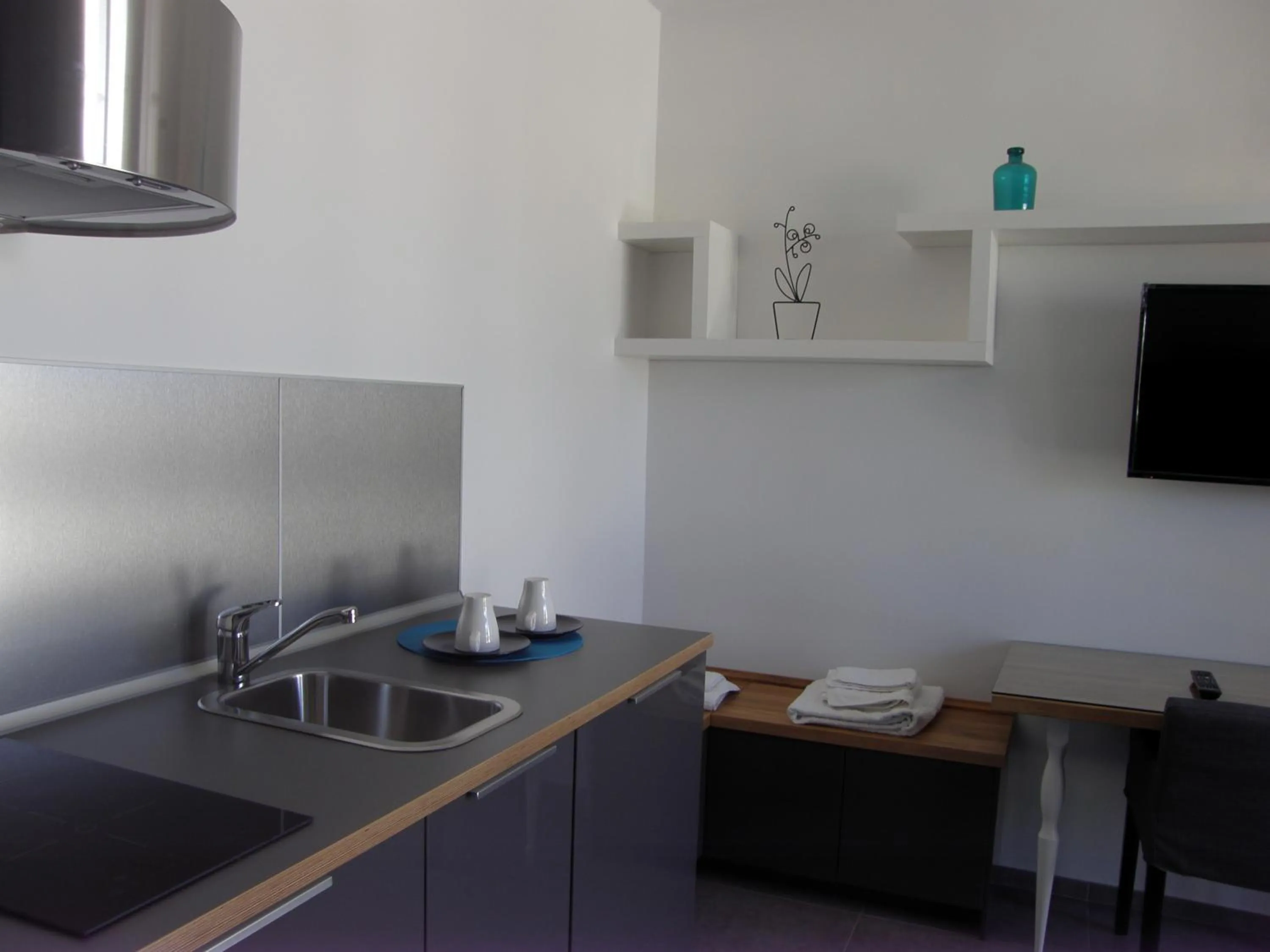 Kitchen or kitchenette in B&B Via Roma 15