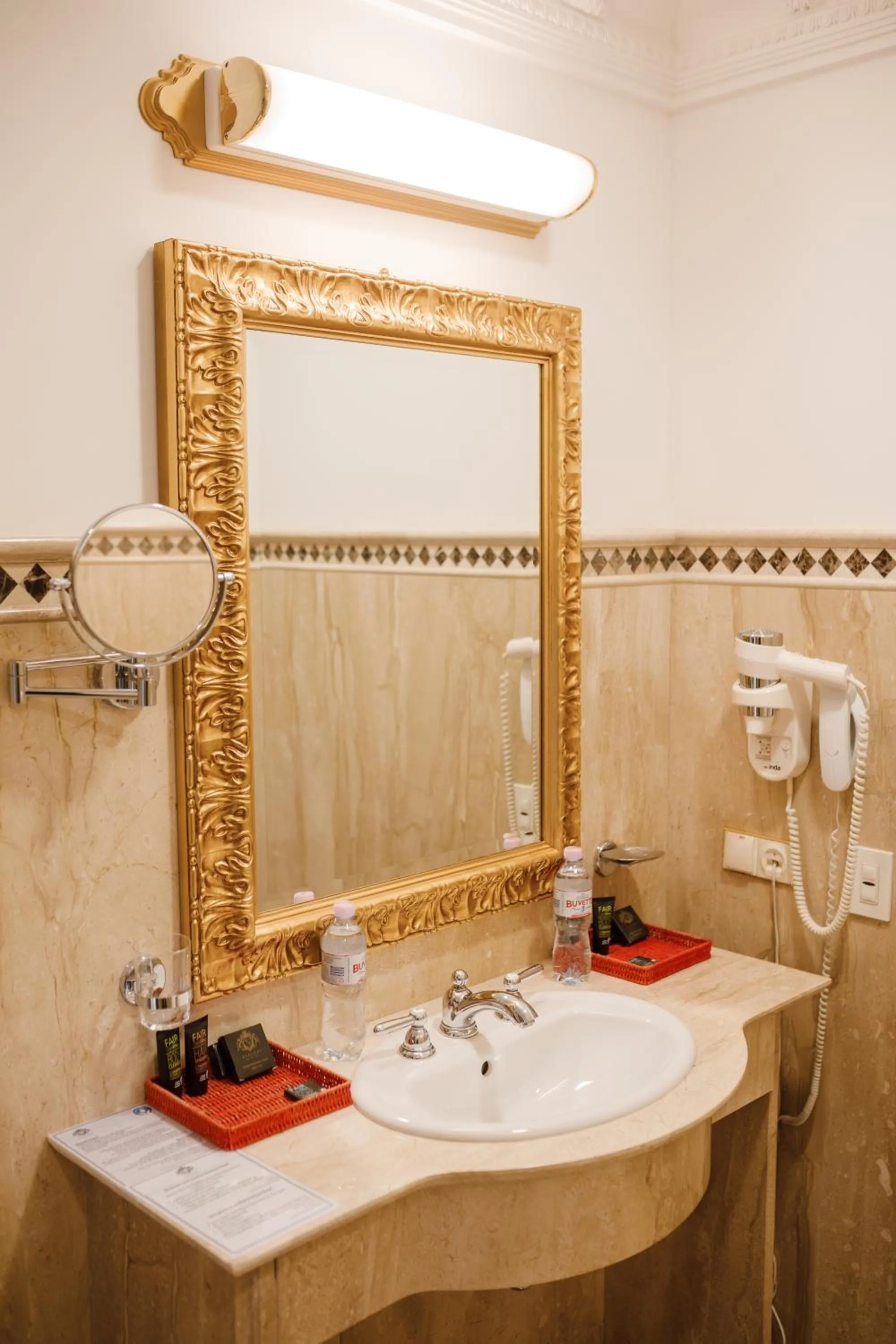 Shower in Axelhof Boutique Hotel