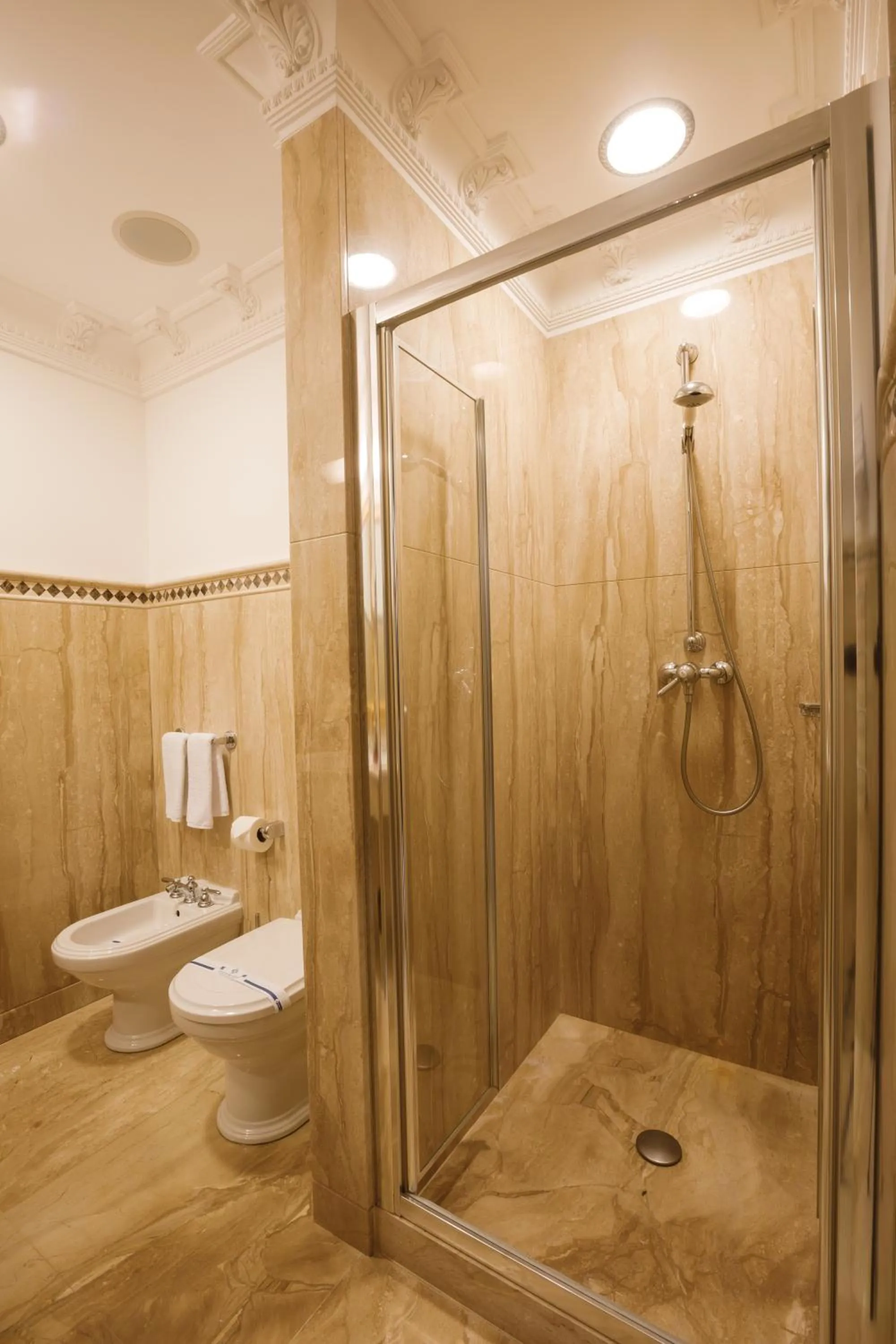 Shower in Axelhof Boutique Hotel