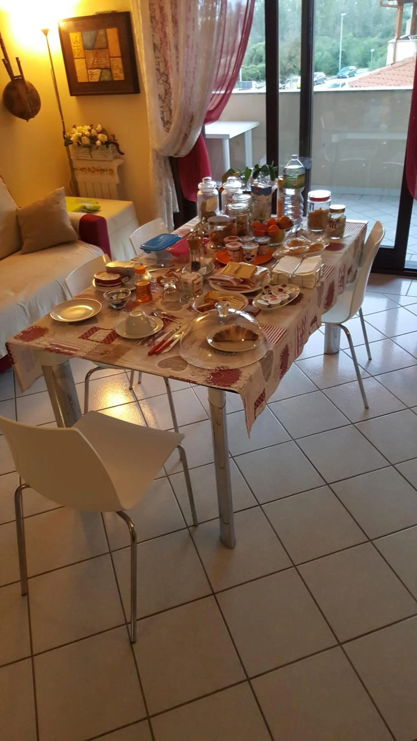 Breakfast in B&B A CASA DI MONICA