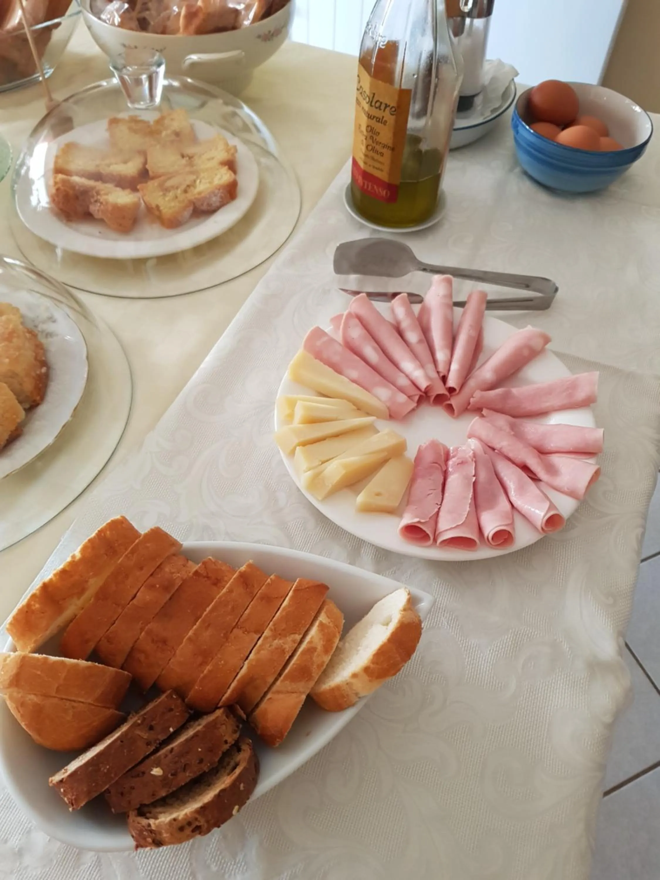 Breakfast in B&B A CASA DI MONICA