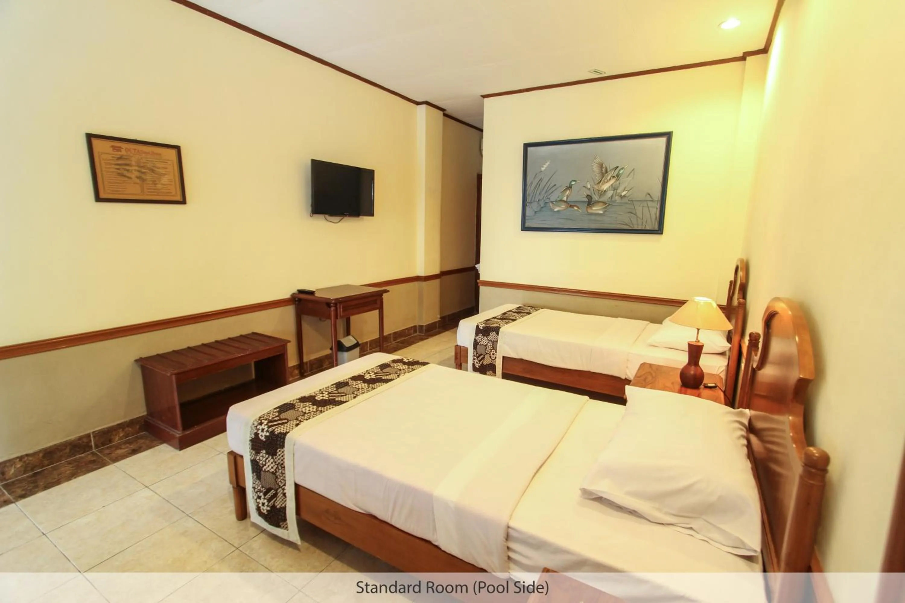 Bedroom, Bed in Duta Guest House