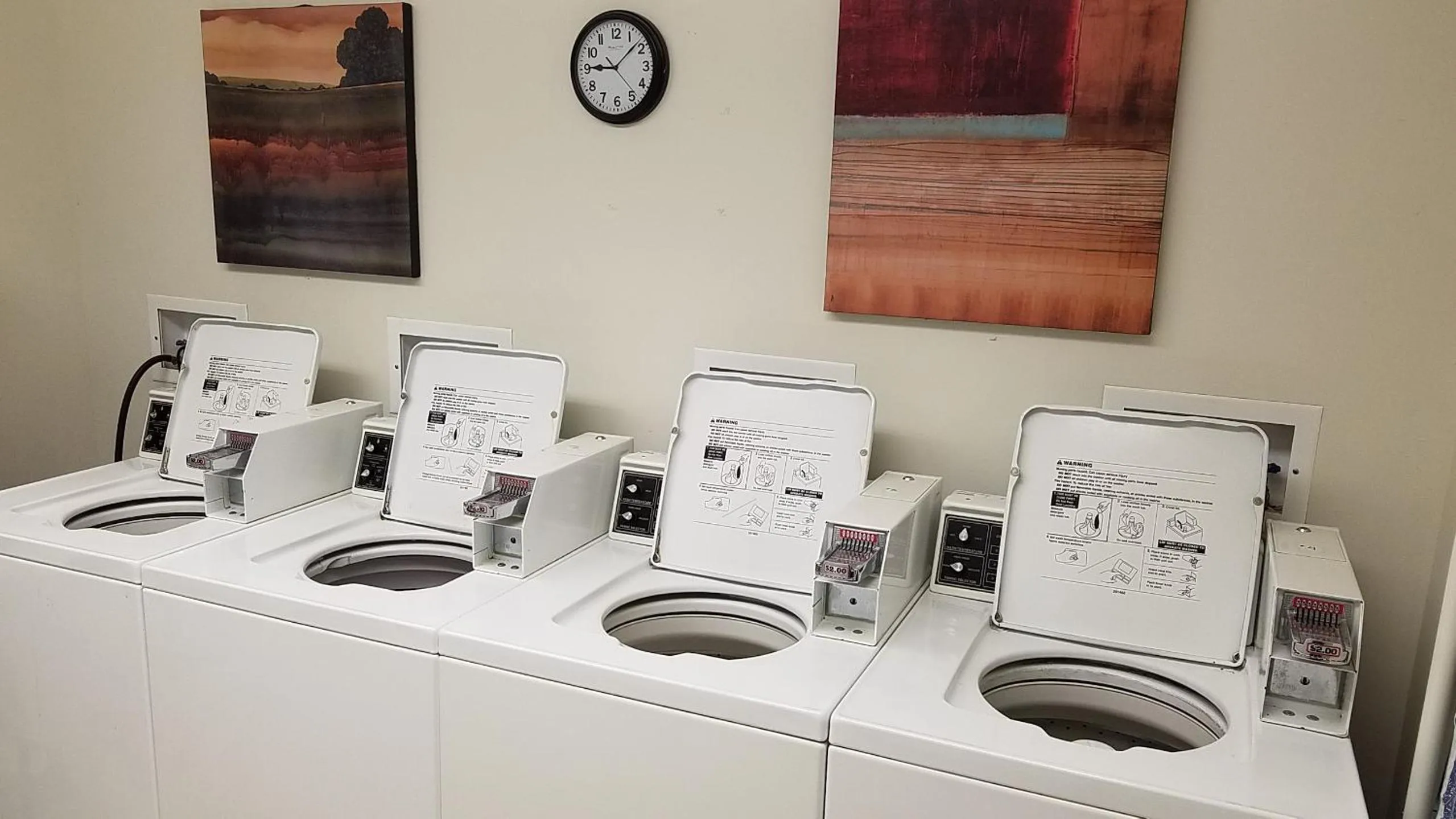 Area and facilities in Ingra House Hotel