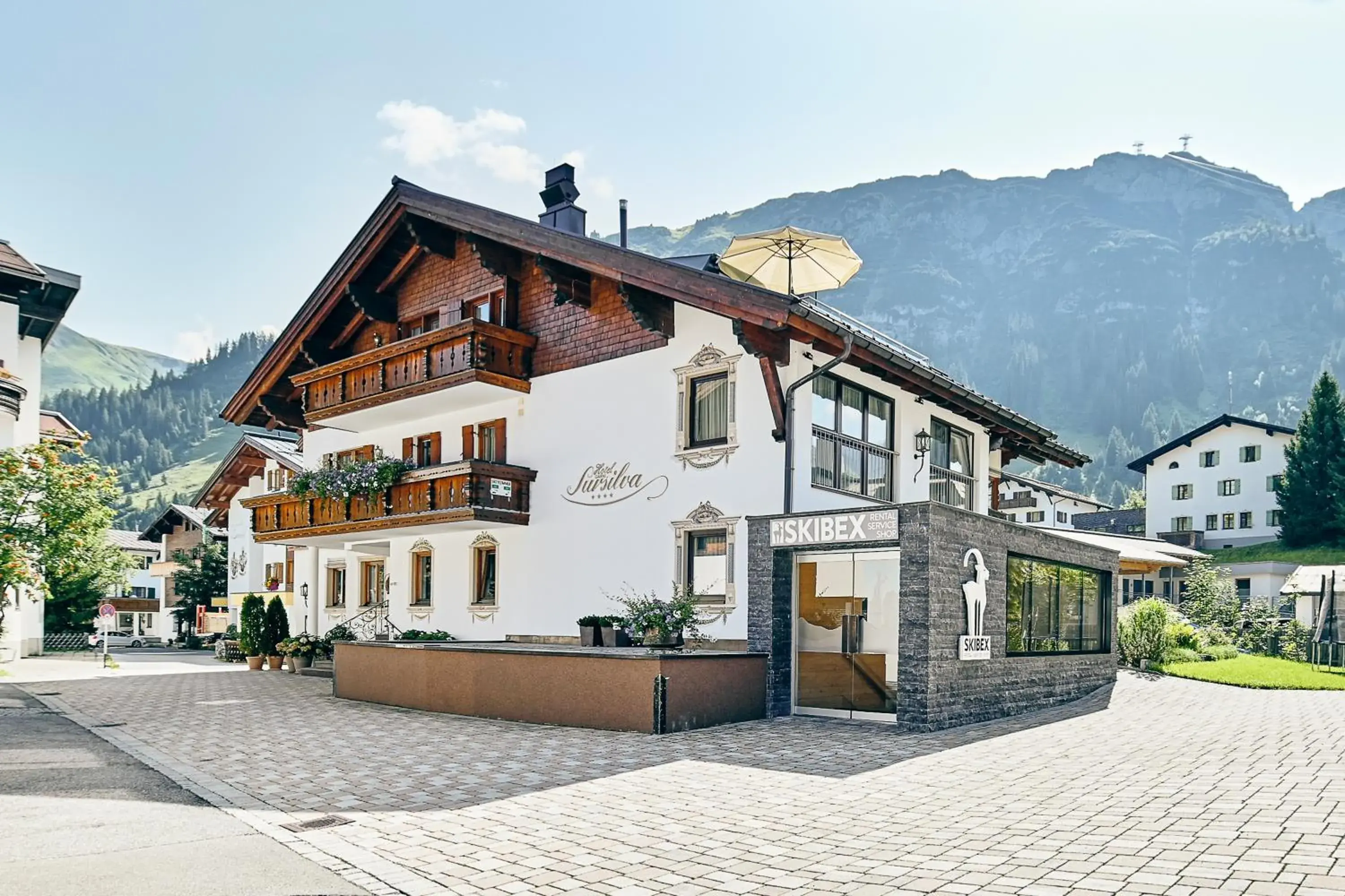 Hotel Garni Sursilva Hotel Garni Sursilva