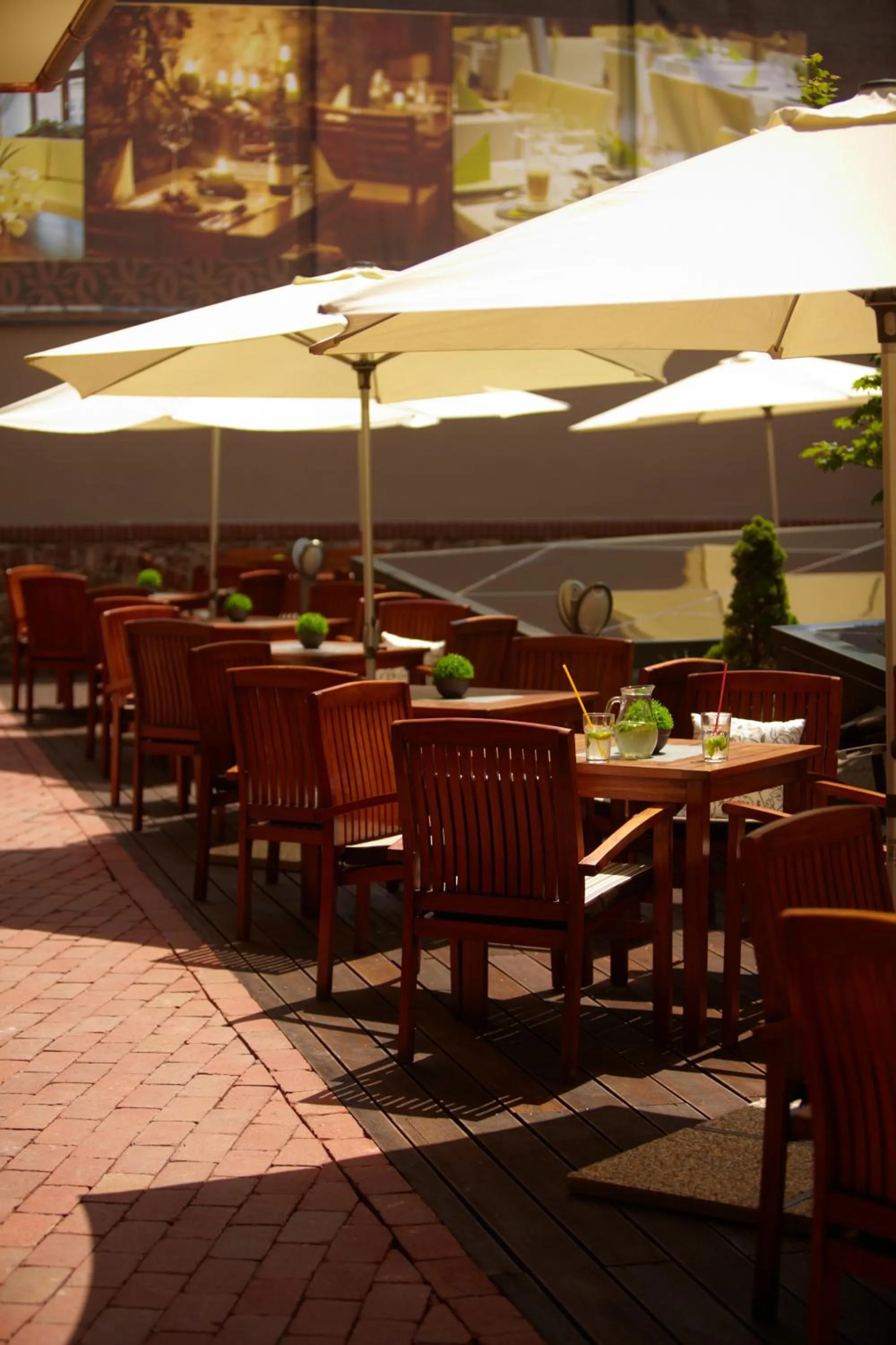 Restaurant/places to eat in Boutique Hotel Chrysso