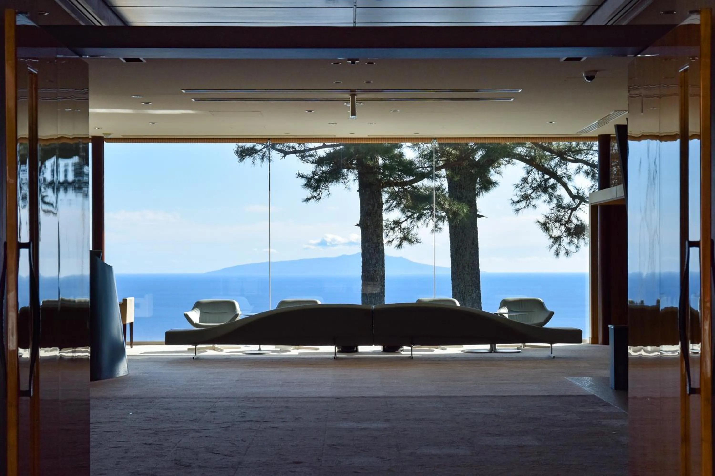 Lobby or reception in Atami Club Geihinkan