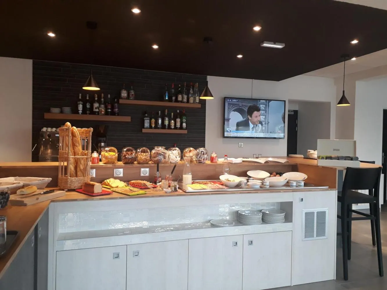 Breakfast in Brit Hotel Reims La Neuvillette