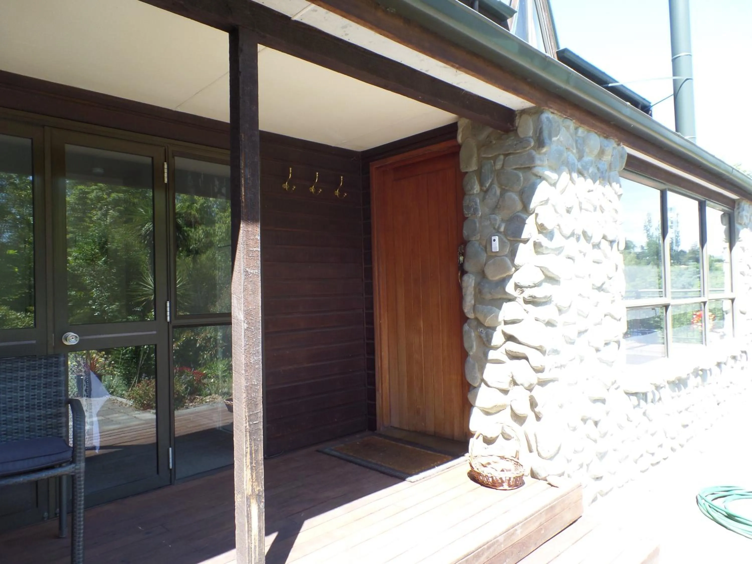 Facade/entrance in Riverstone House