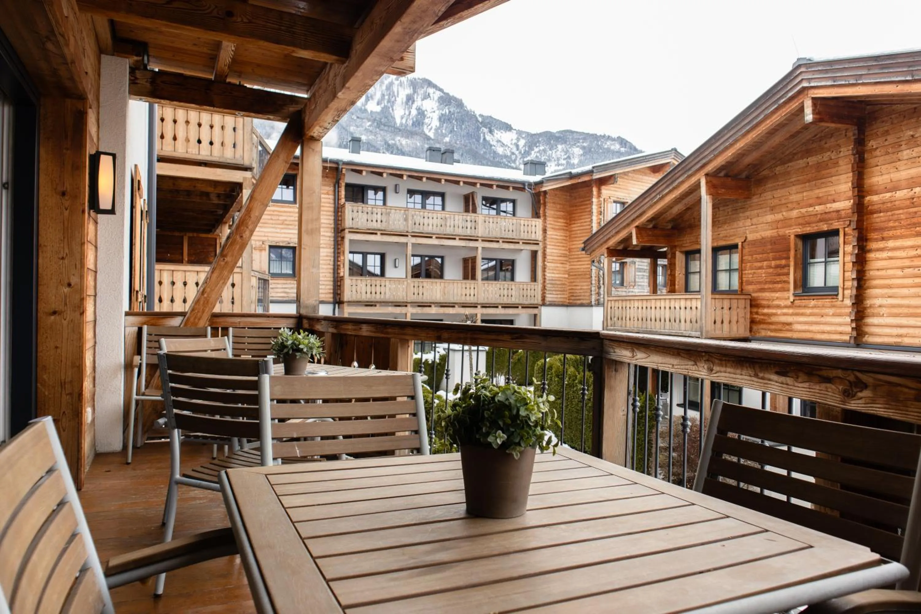Balcony/Terrace in AvenidA Mountain Resort by Alpin Rentals