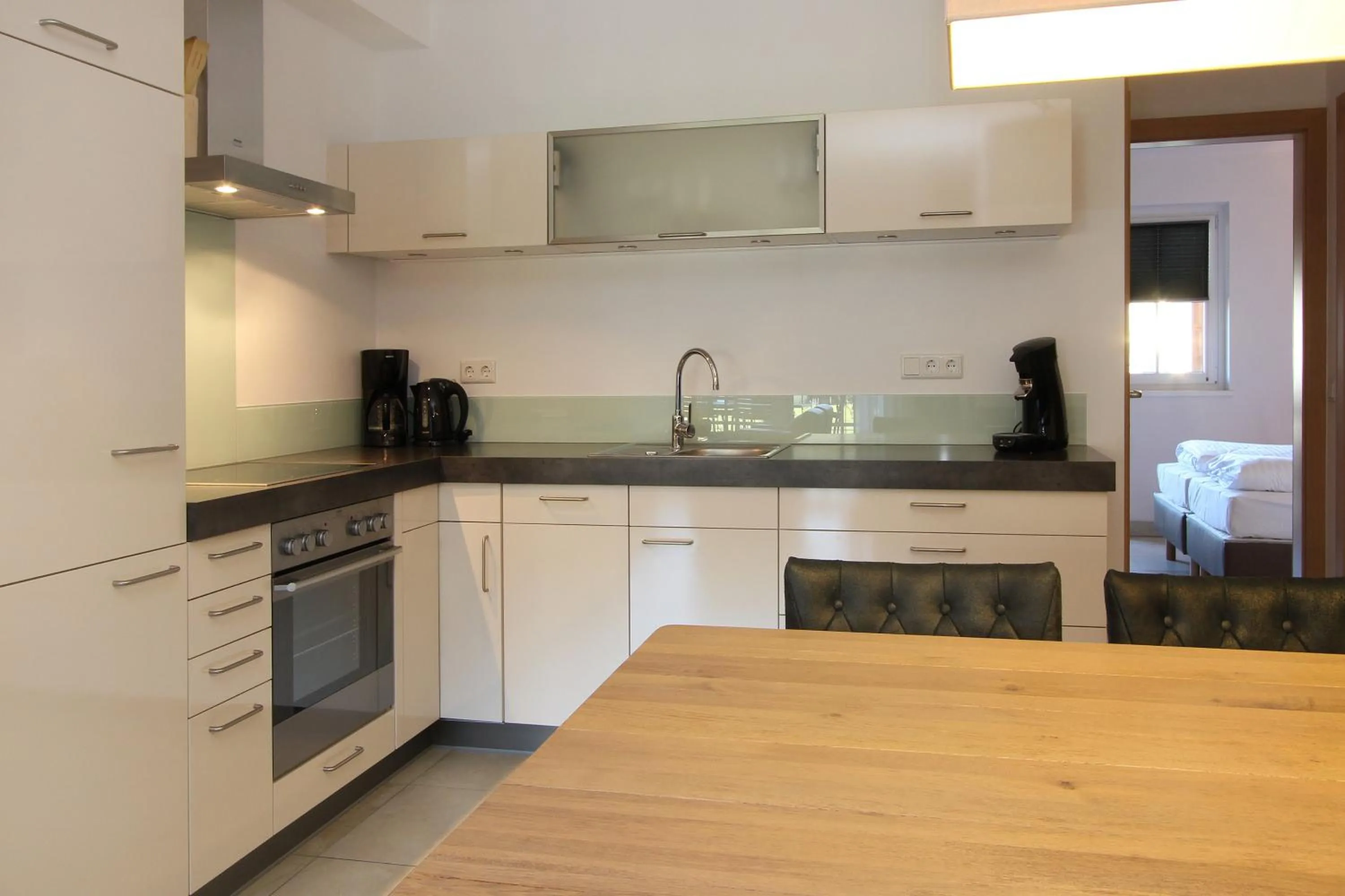 Coffee/tea facilities in AvenidA Mountain Resort by Alpin Rentals