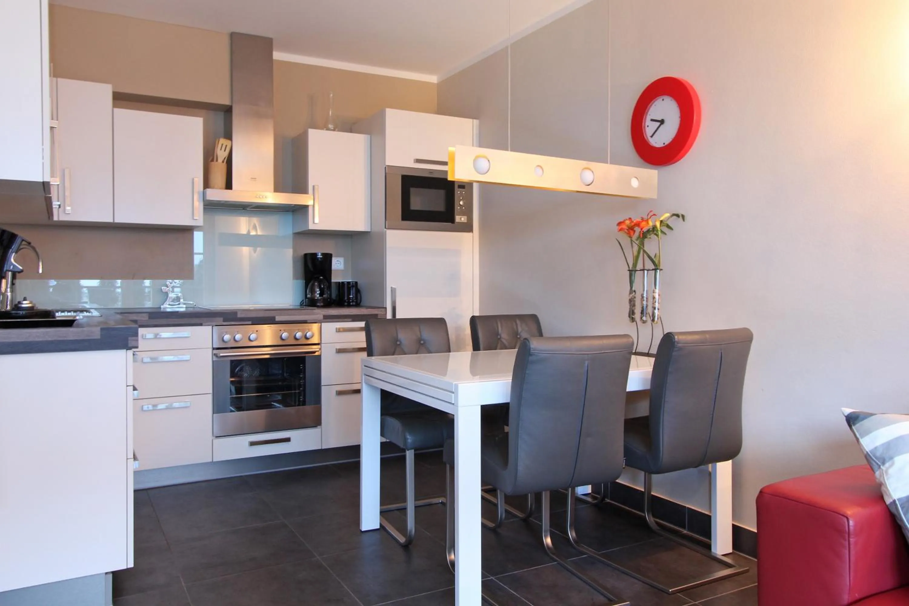 Kitchen or kitchenette in AvenidA Mountain Resort by Alpin Rentals