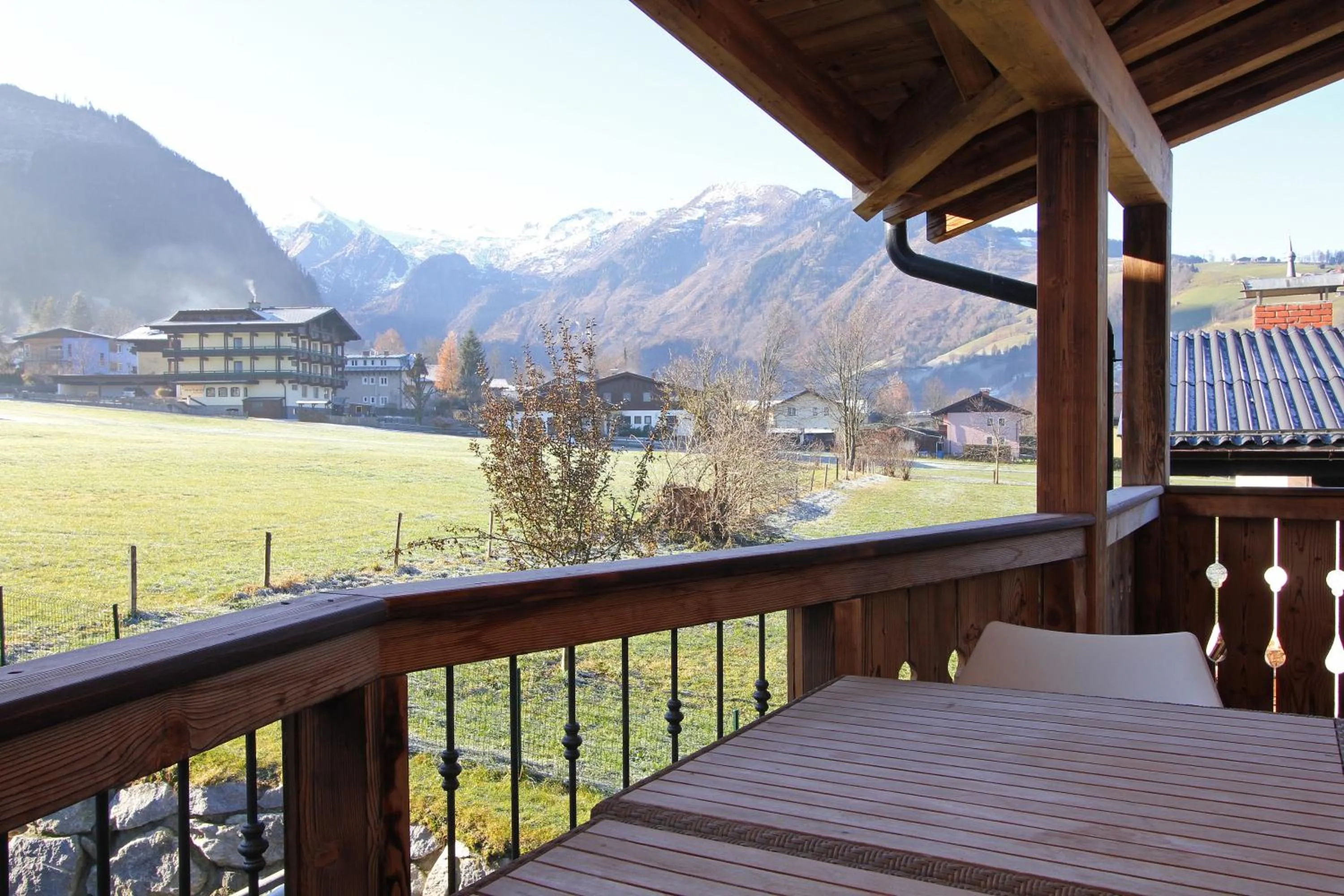 Balcony/Terrace in AvenidA Mountain Resort by Alpin Rentals