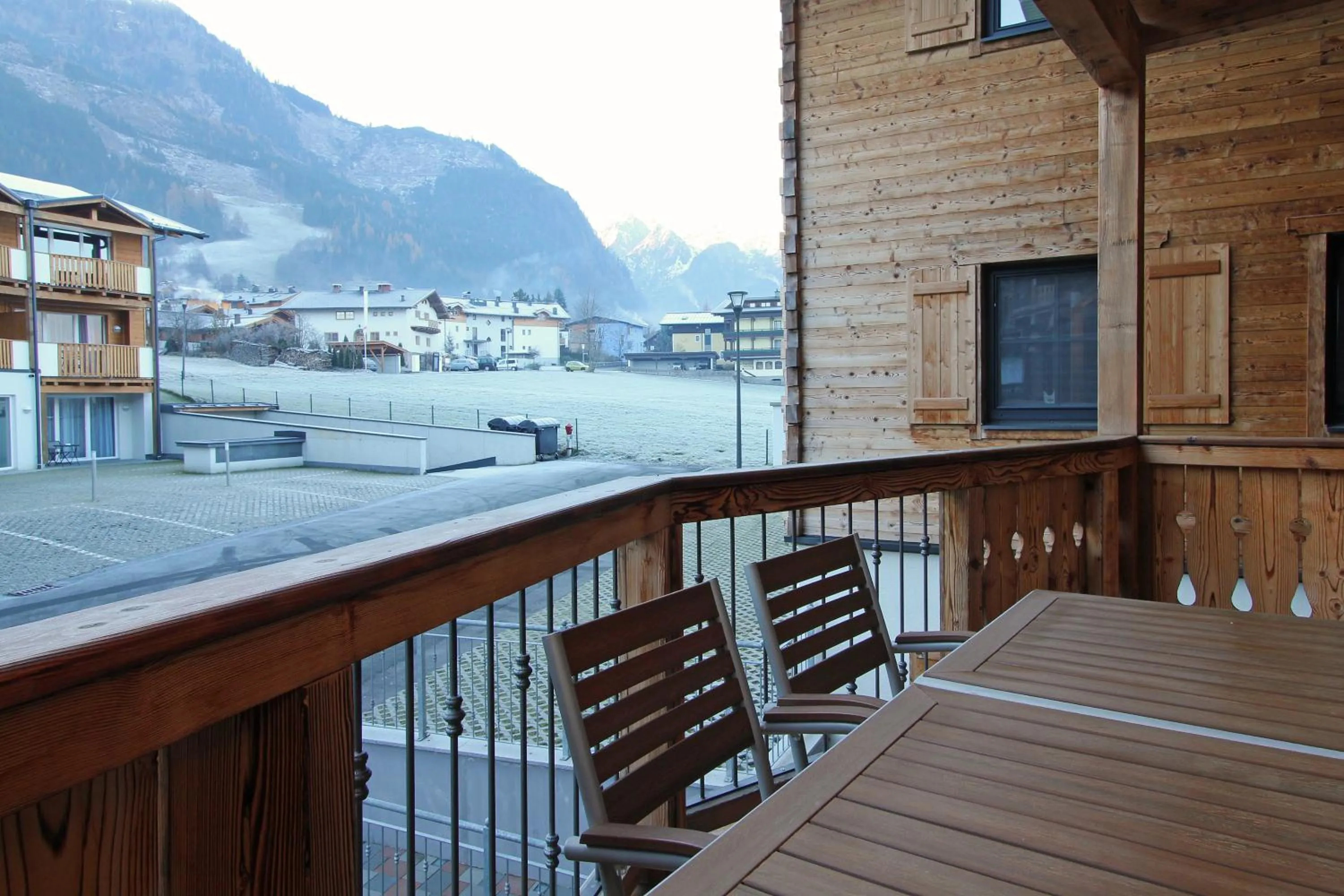 Balcony/Terrace in AvenidA Mountain Resort by Alpin Rentals