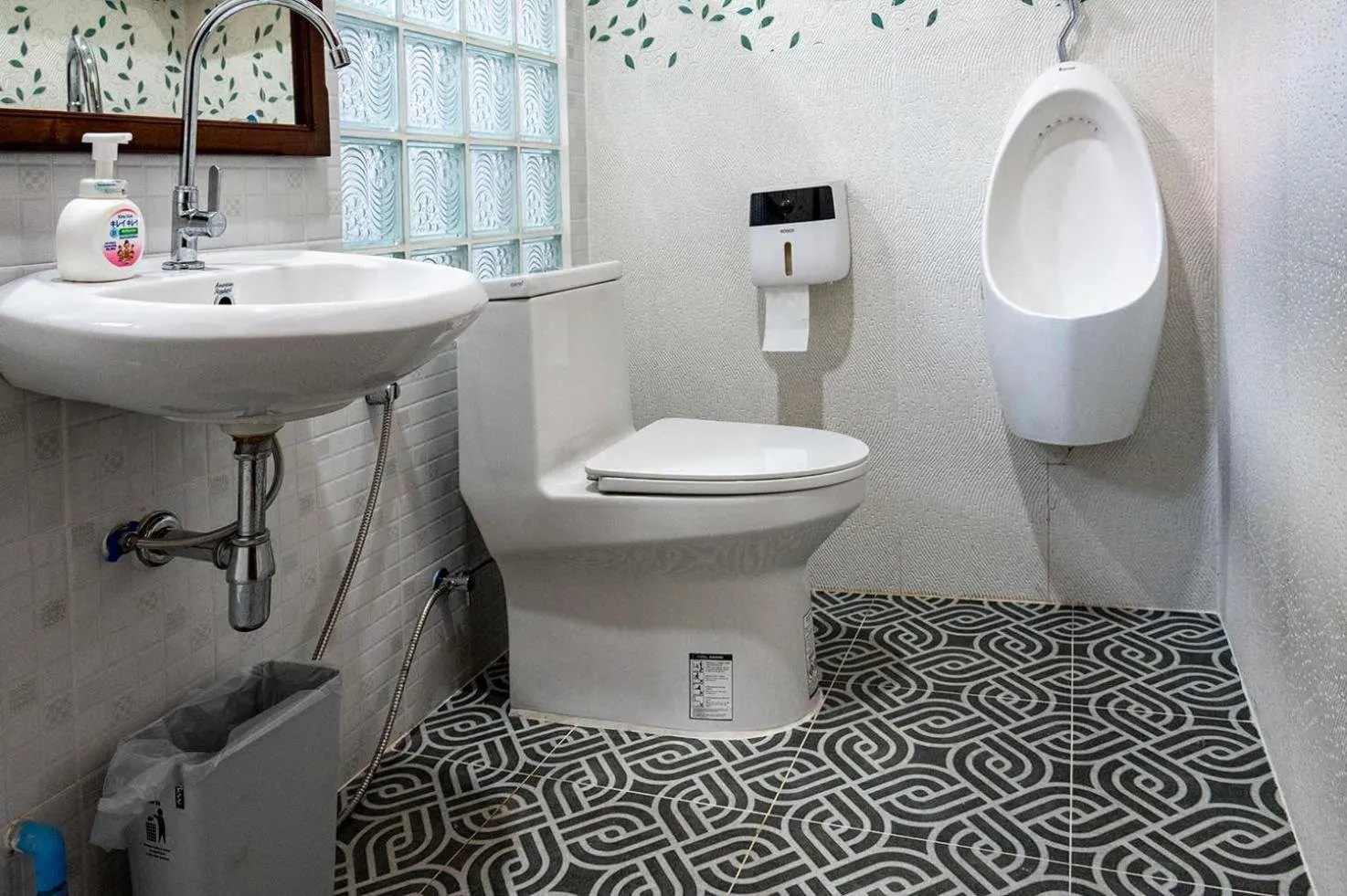 Bathroom in Smilingface guesthouse