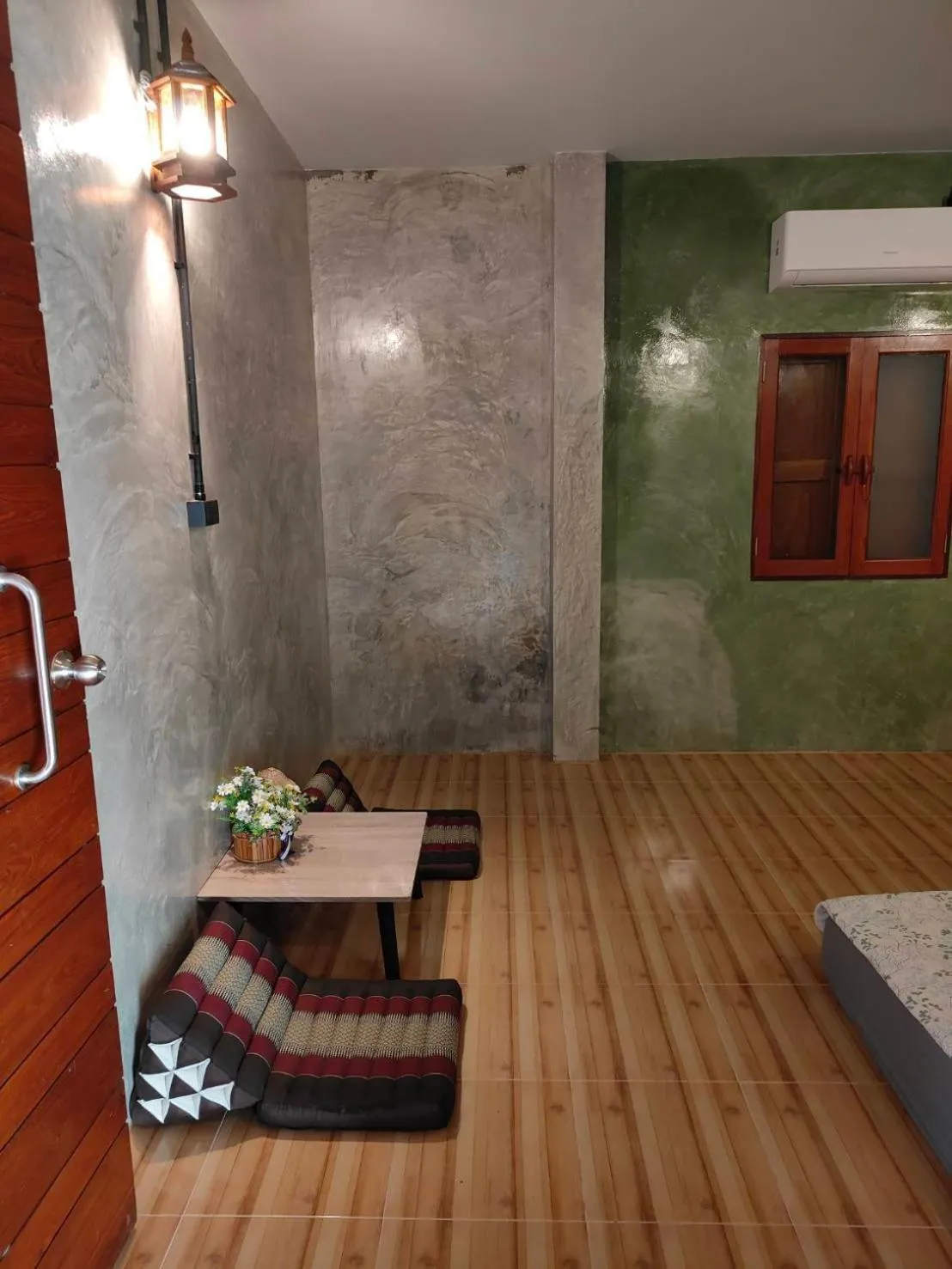 Bedroom, Bed in Smilingface guesthouse