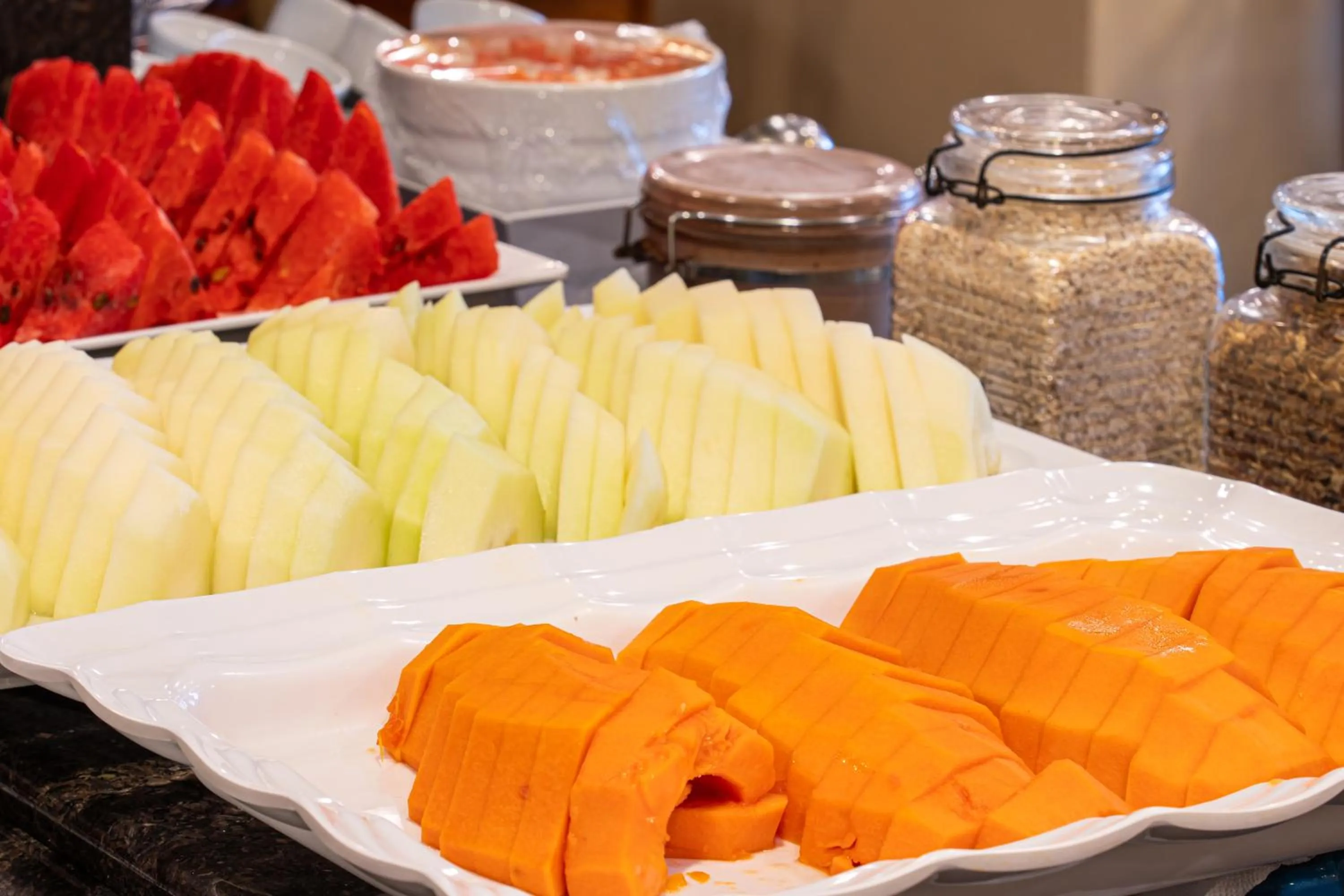 Food in Carlton Plaza São José dos Campos