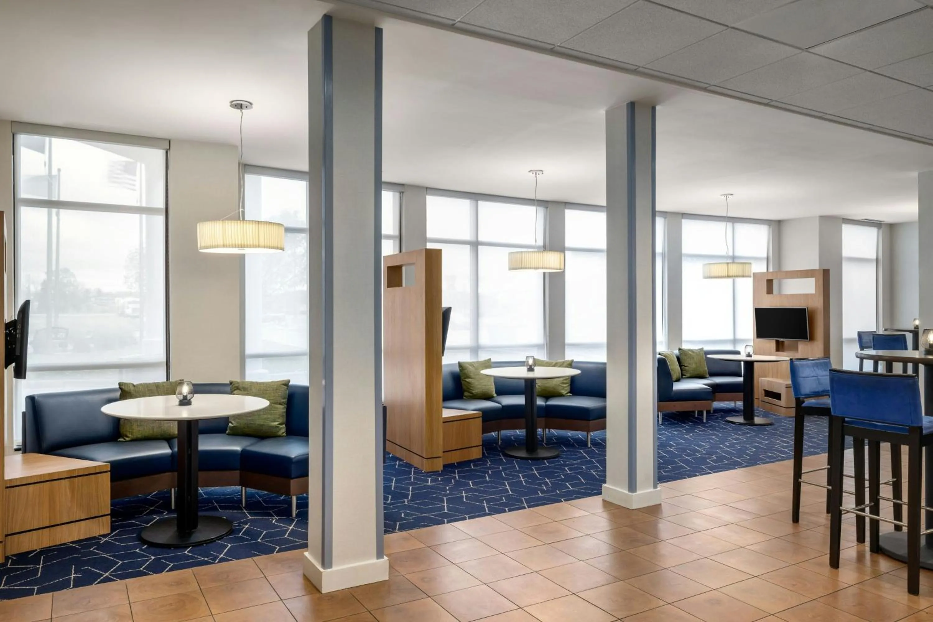 Lobby or reception in Courtyard Fargo Moorhead, MN