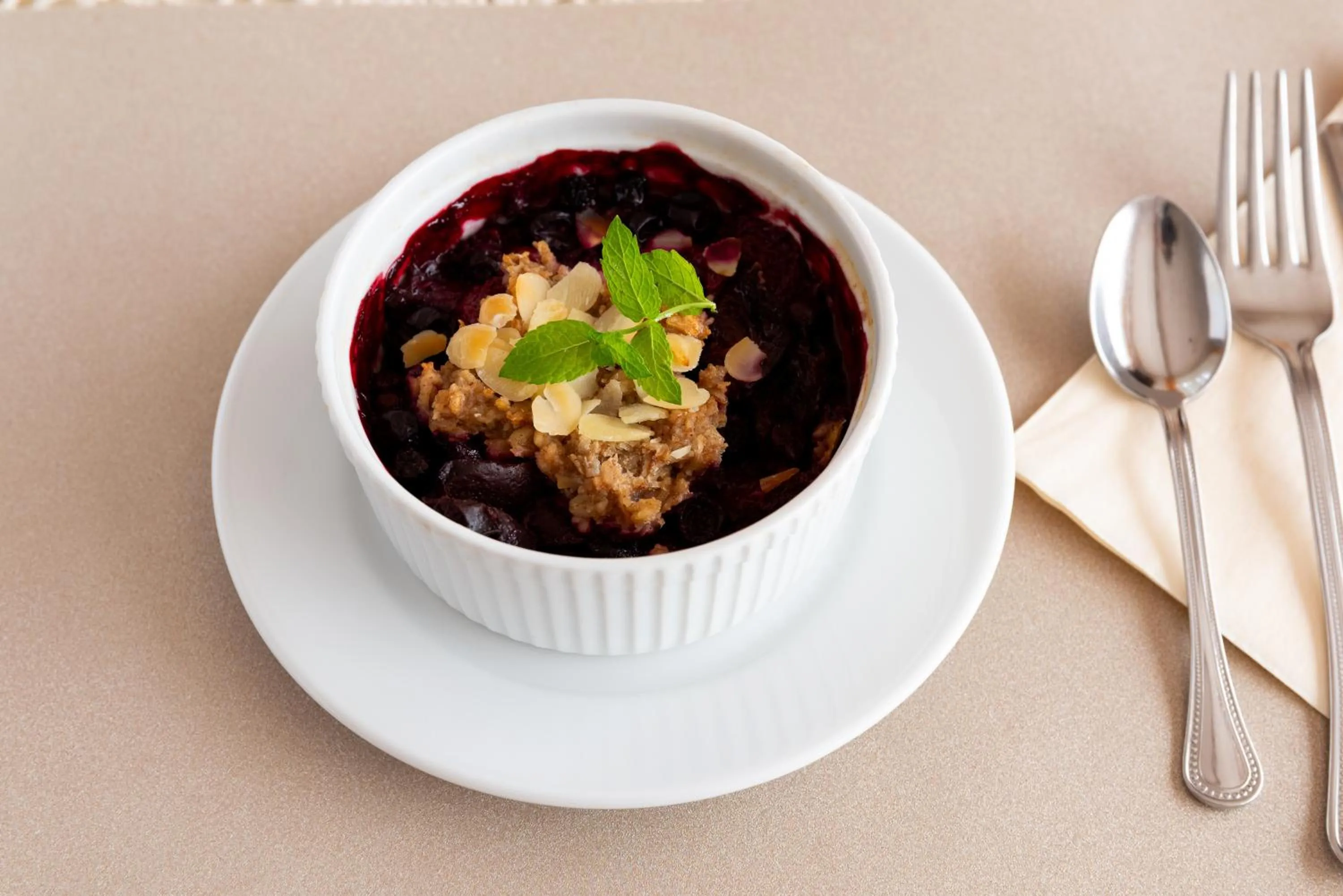 Breakfast in Willa i Wzgórze Jerrego Apartamenty i pokoje z widokiem na góry