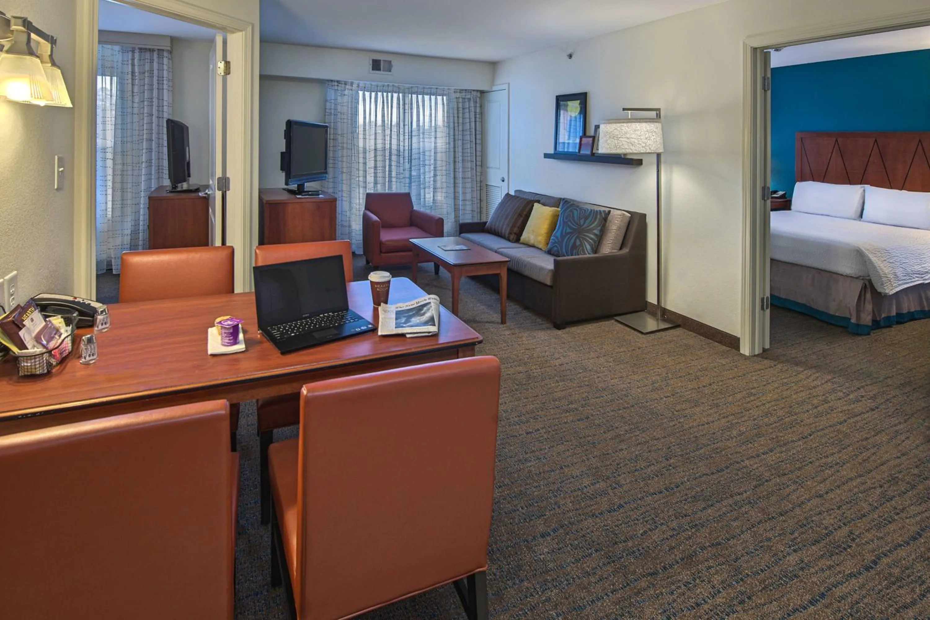 Living room, Bed in Residence Inn by Marriott Fayetteville Cross Creek