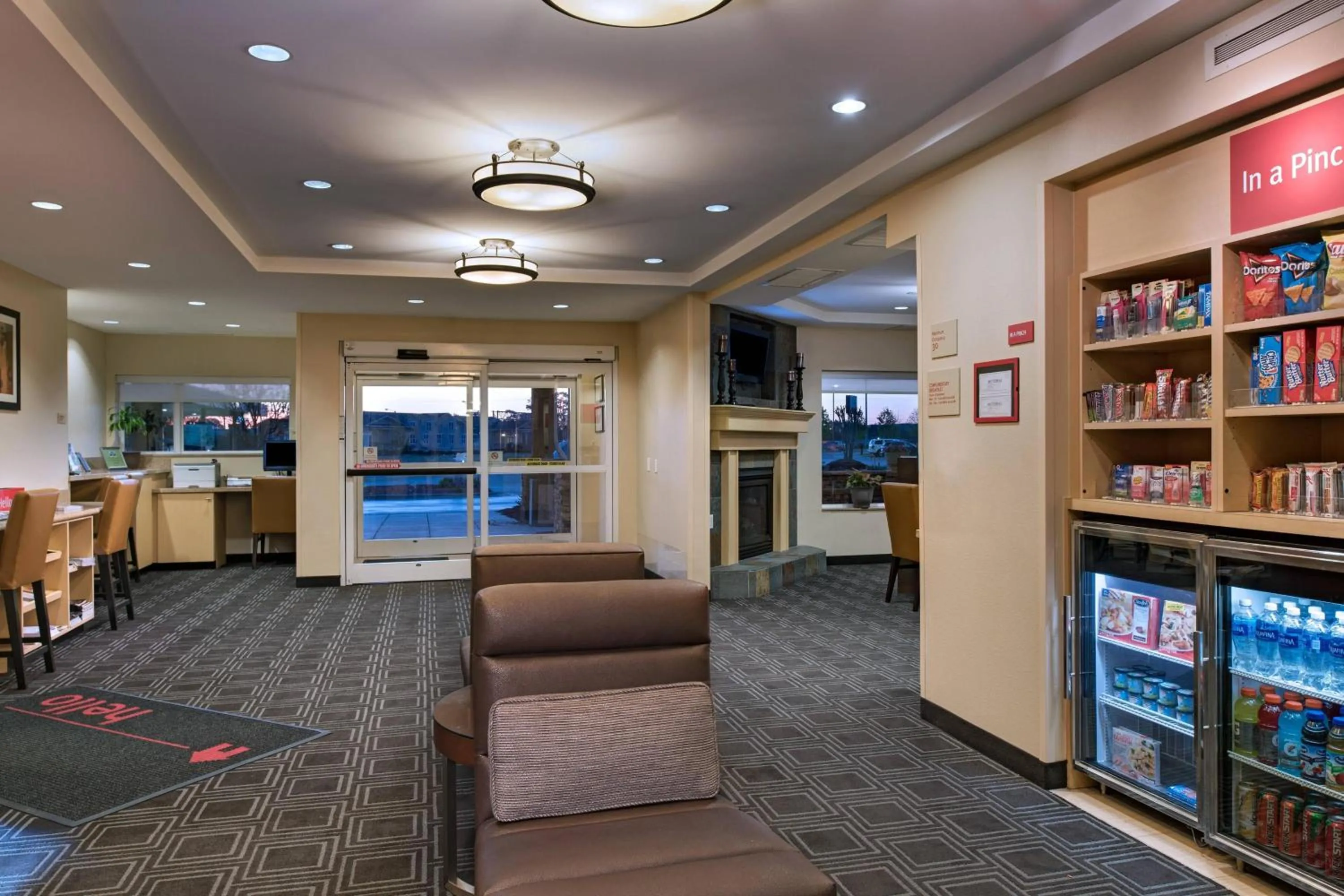 Lobby or reception in TownePlace Suites Fayetteville Cross Creek