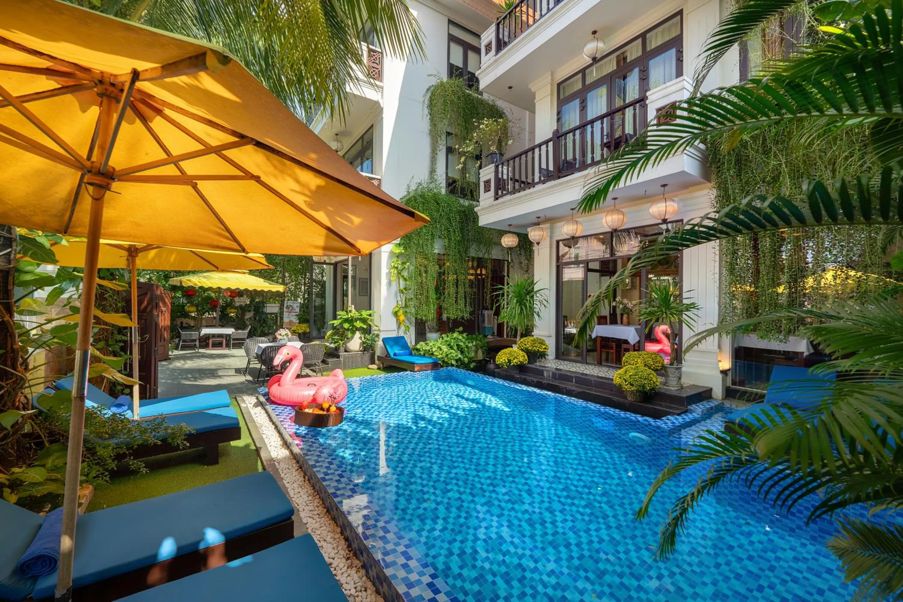 Swimming pool in Hoi An Discovery Villa