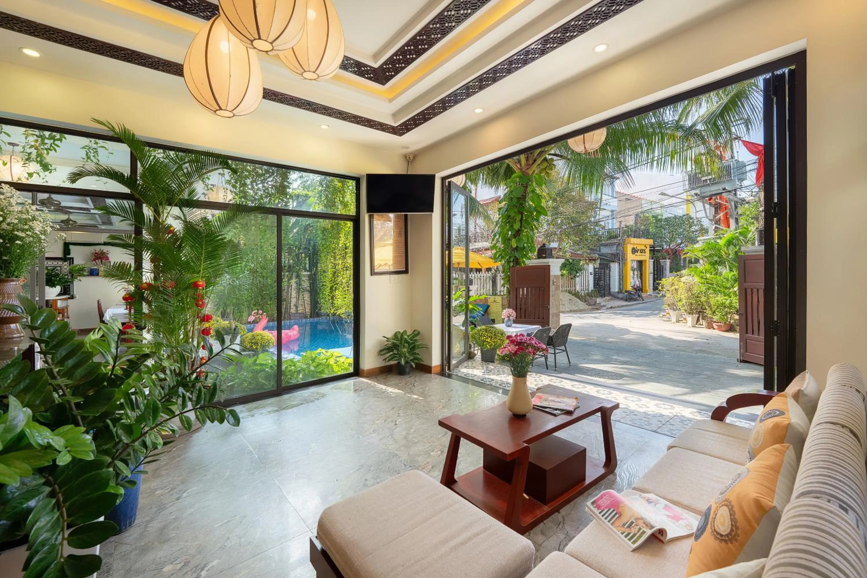 Living room in Hoi An Discovery Villa