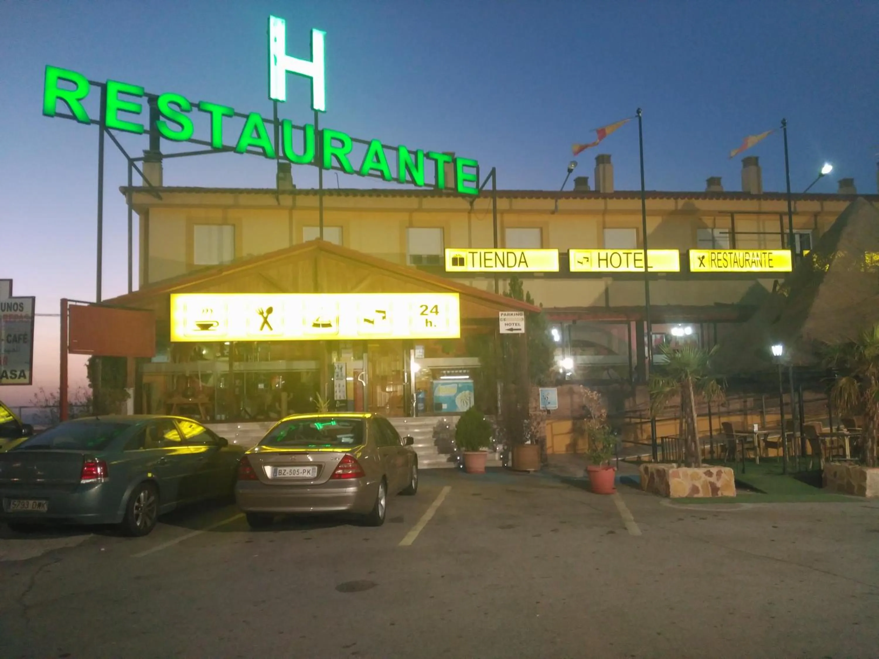 Property building in Hotel Mirasierra