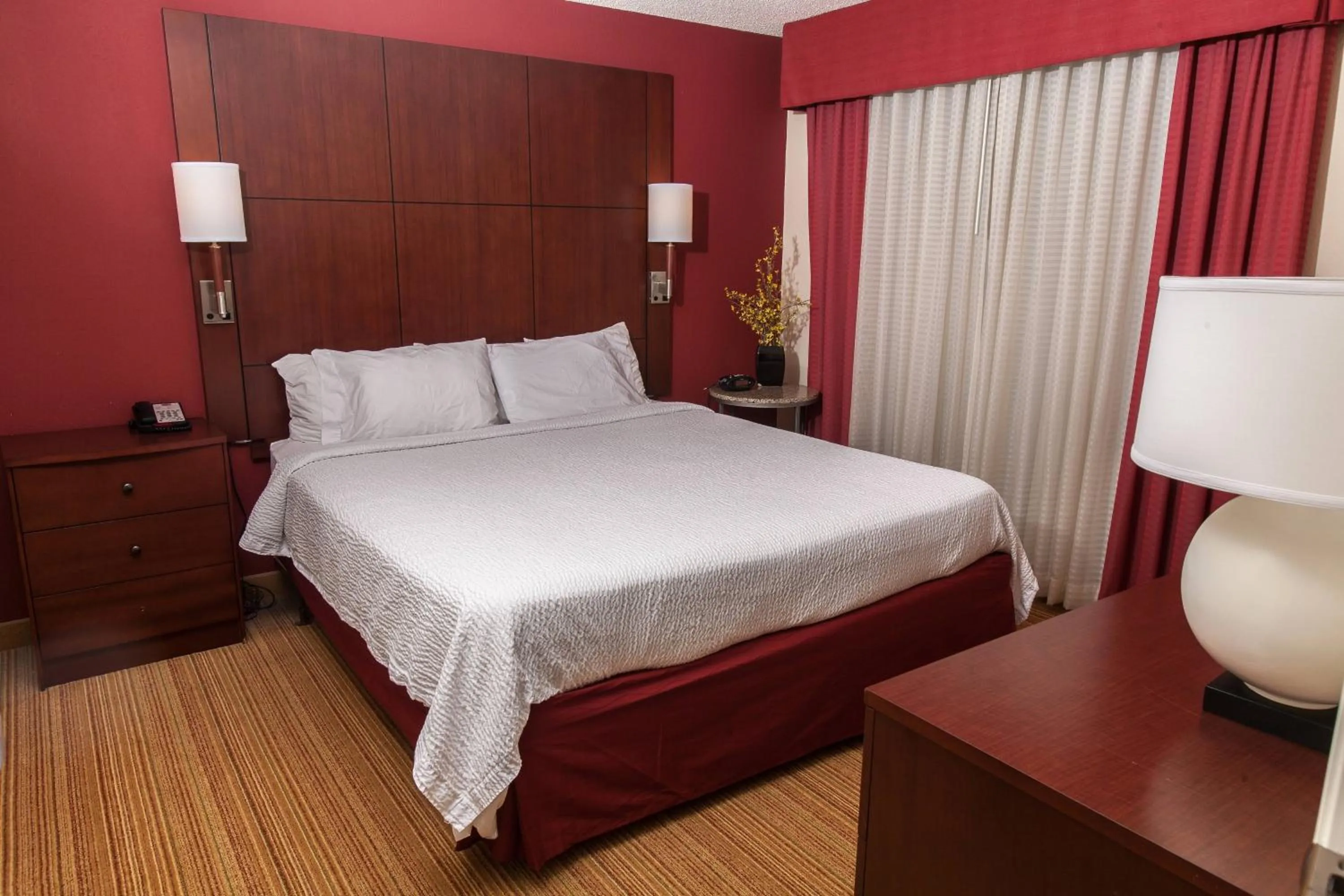 Bedroom, Bed in Residence Inn Florence