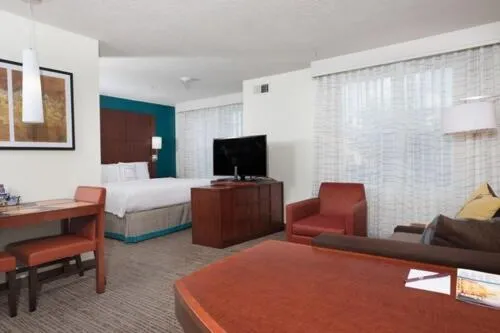 Bedroom, Bed in Residence Inn Florence