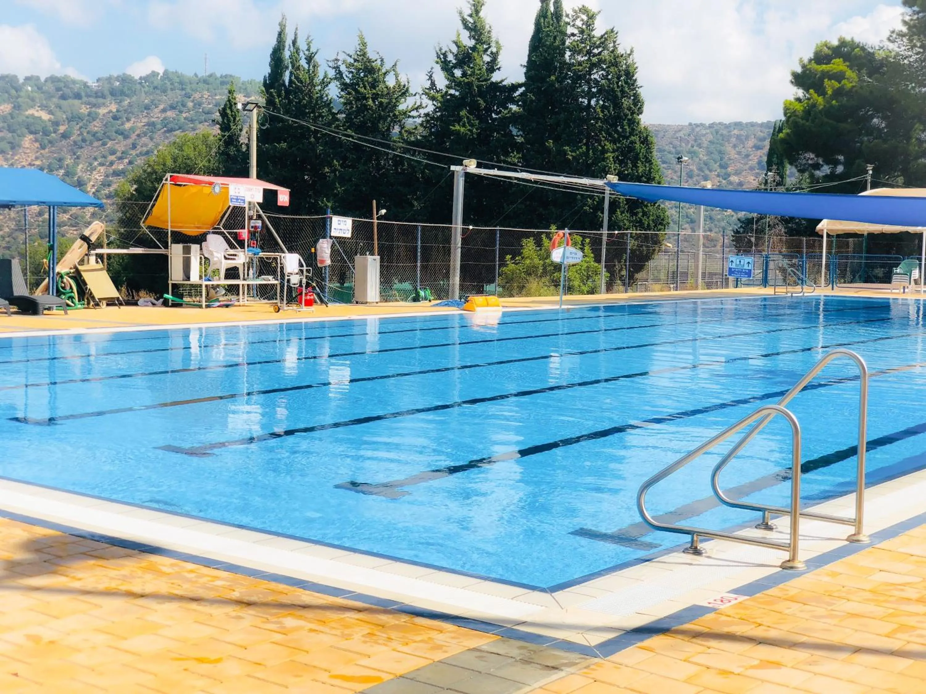 Swimming pool in Travel Hotel Eilon