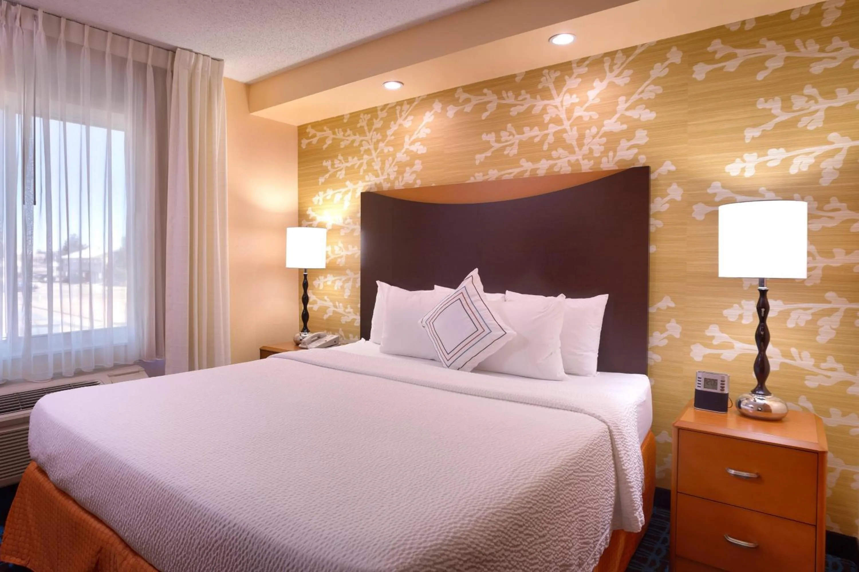 Bedroom, Bed in Fairfield Inn & Suites by Marriott Gillette