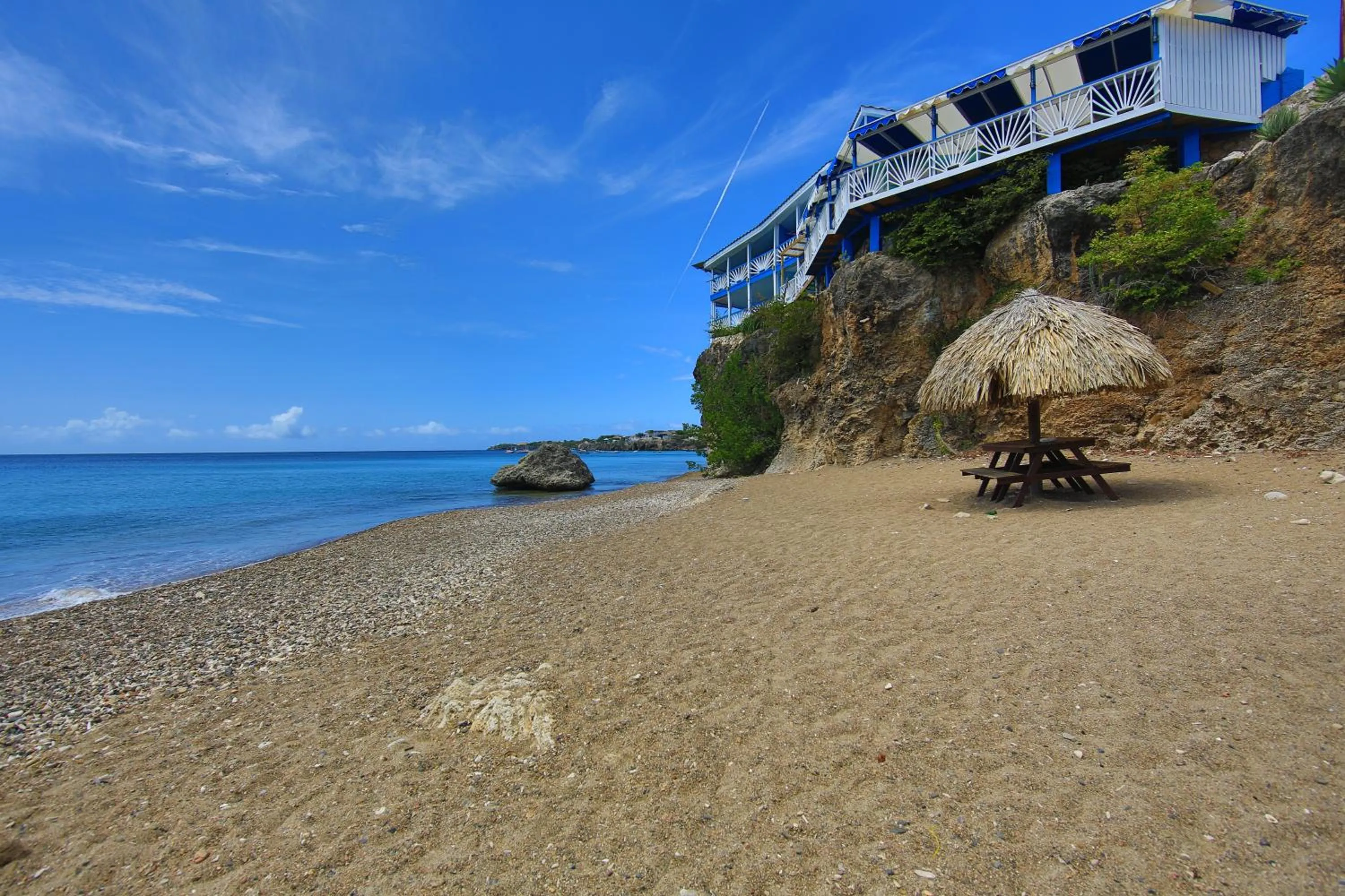 Beach in Blue View Apartments