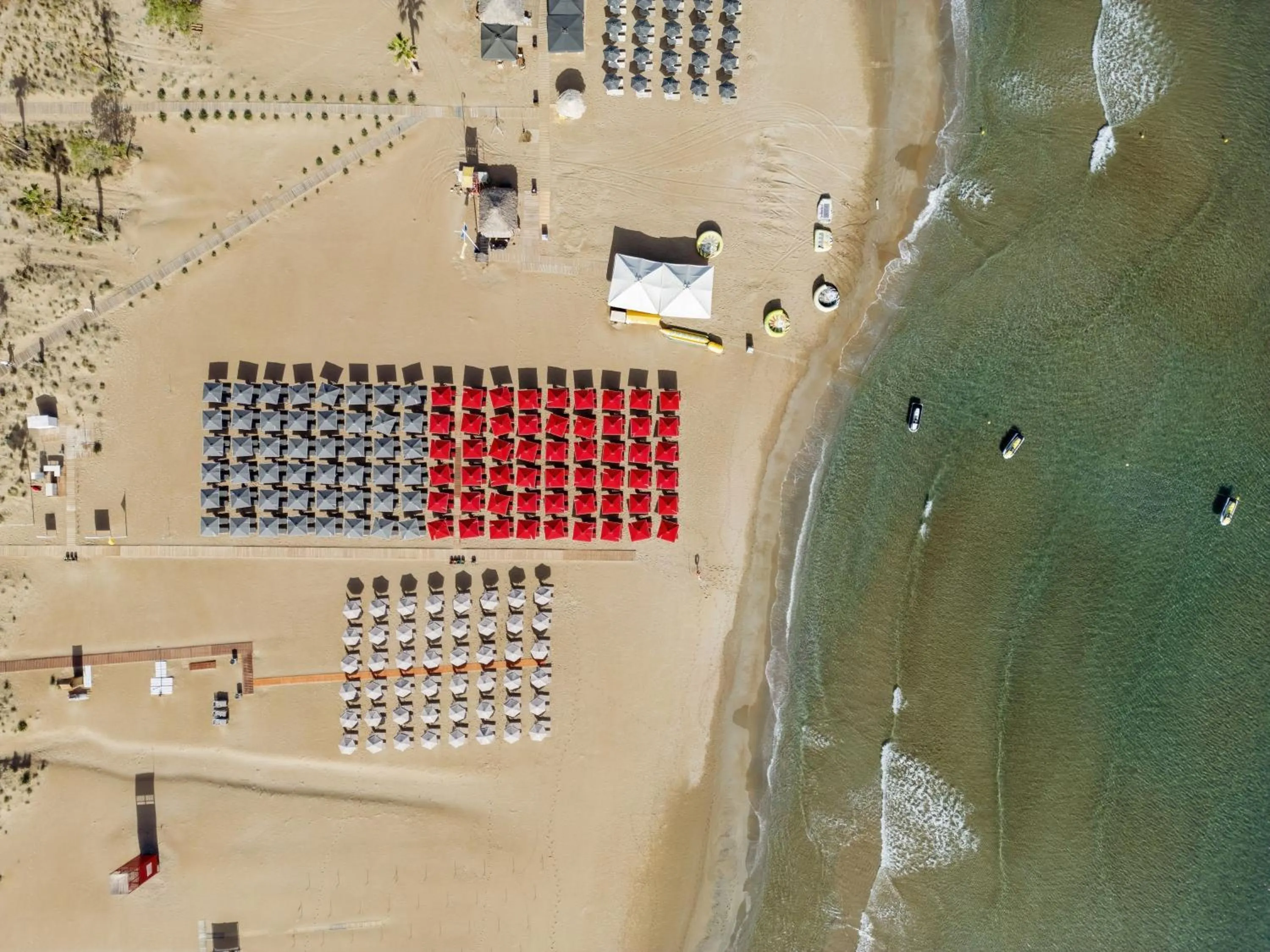 Beach in Kriti Beach Hotel