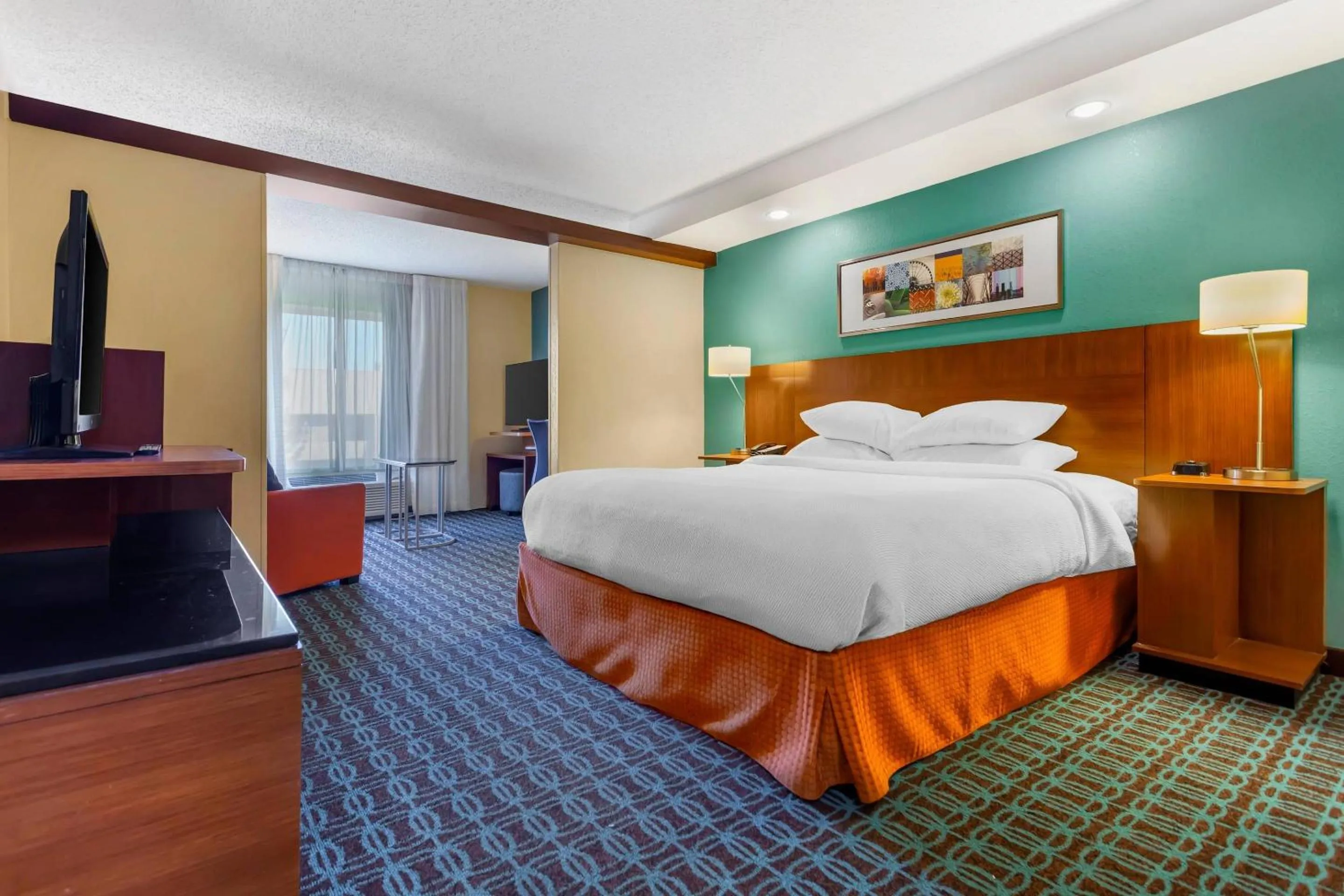 Bedroom, Bed in Comfort Inn & Suites Green Bay Stadium Area