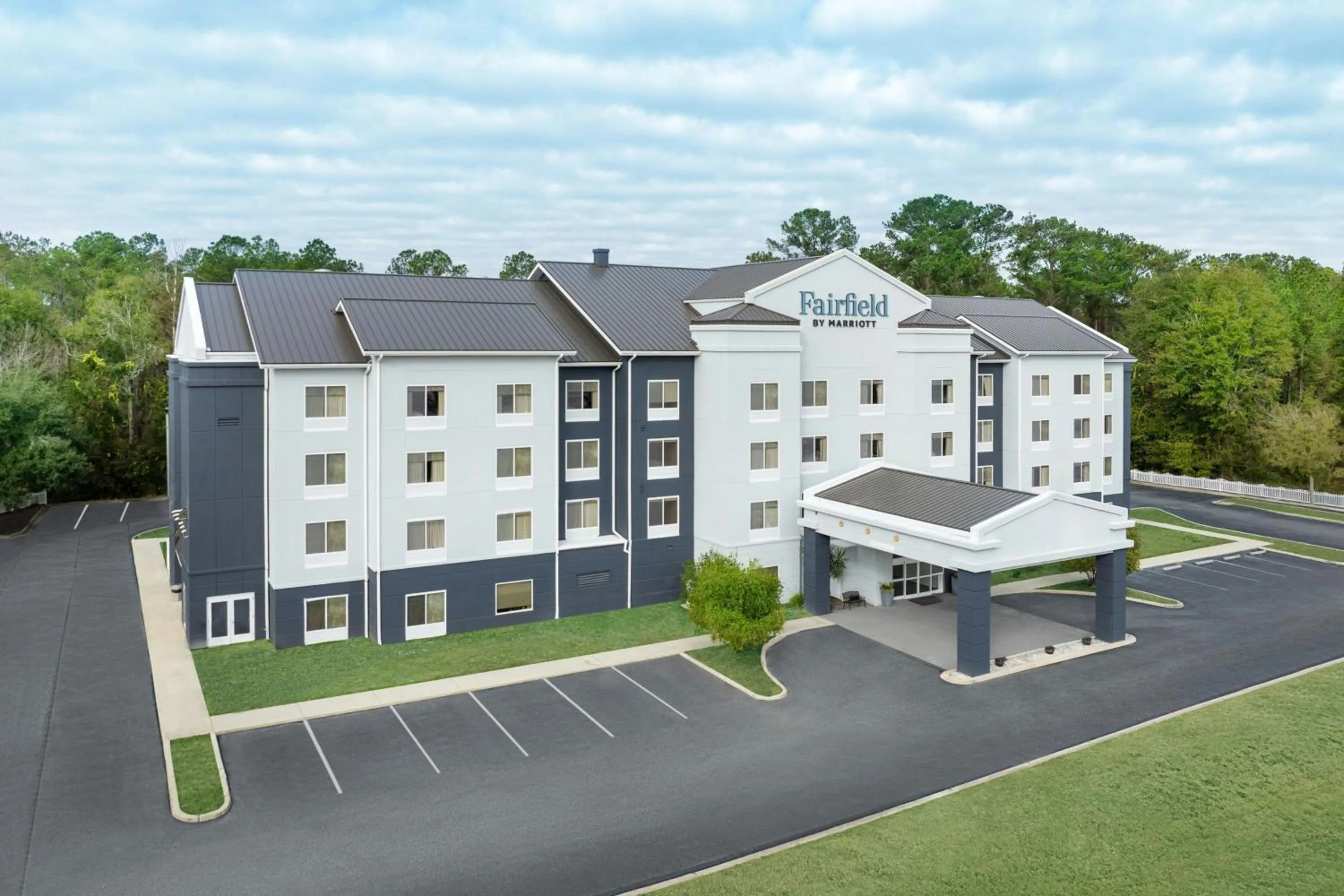 Property building in Fairfield Inn & Suites Lake City