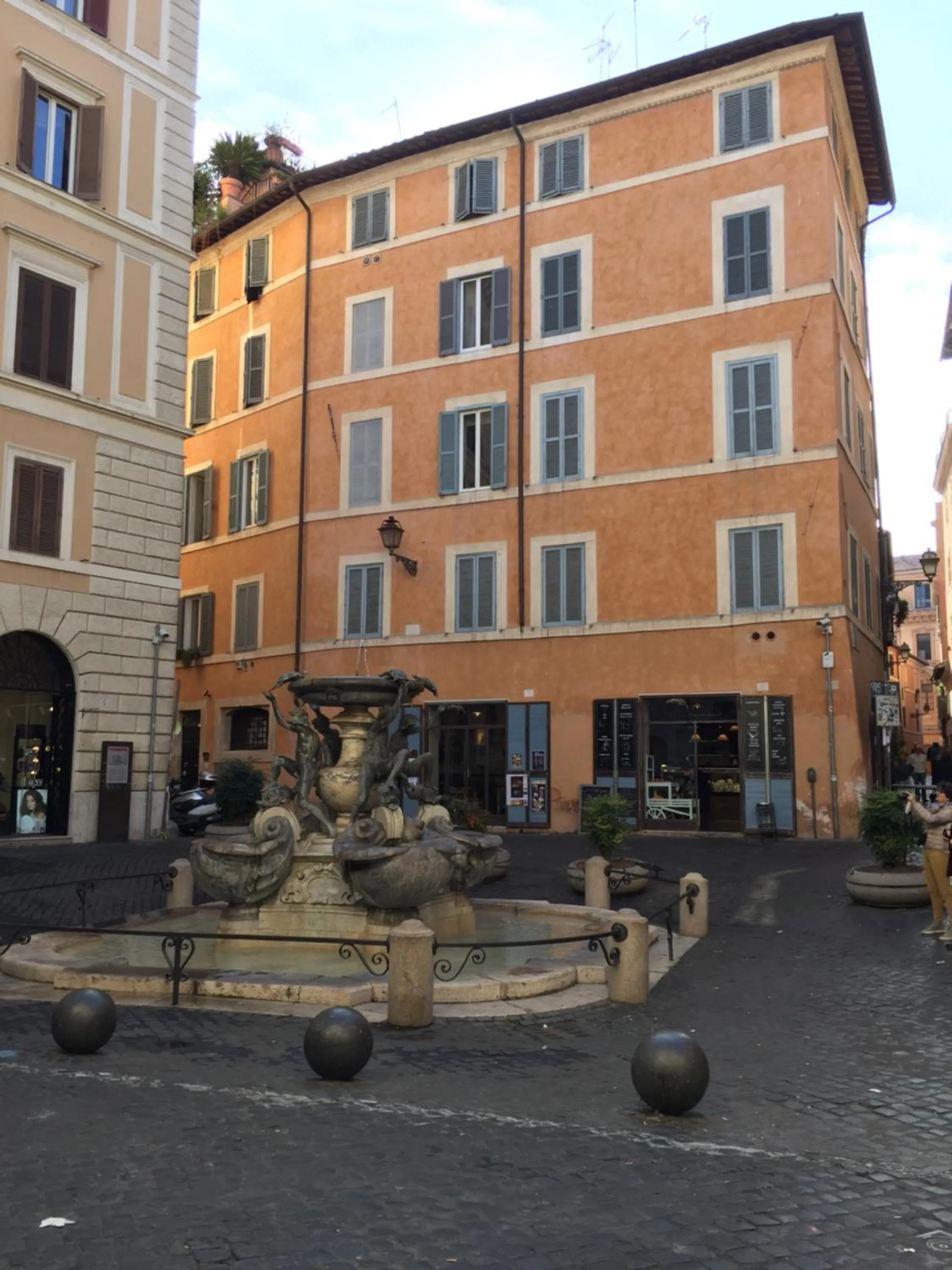 Neighbourhood in Reginella Suites