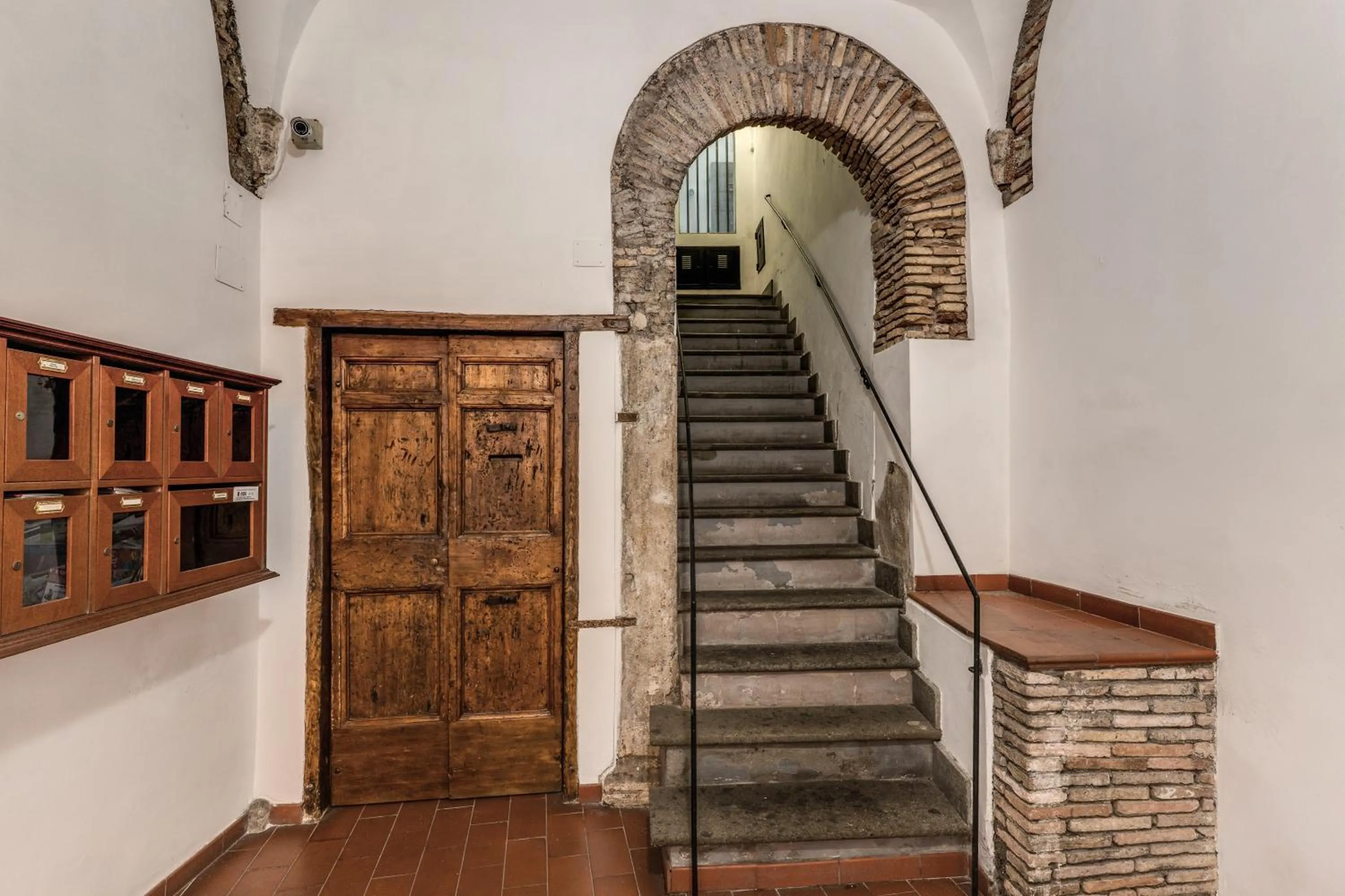 Inner courtyard view in Reginella Suites