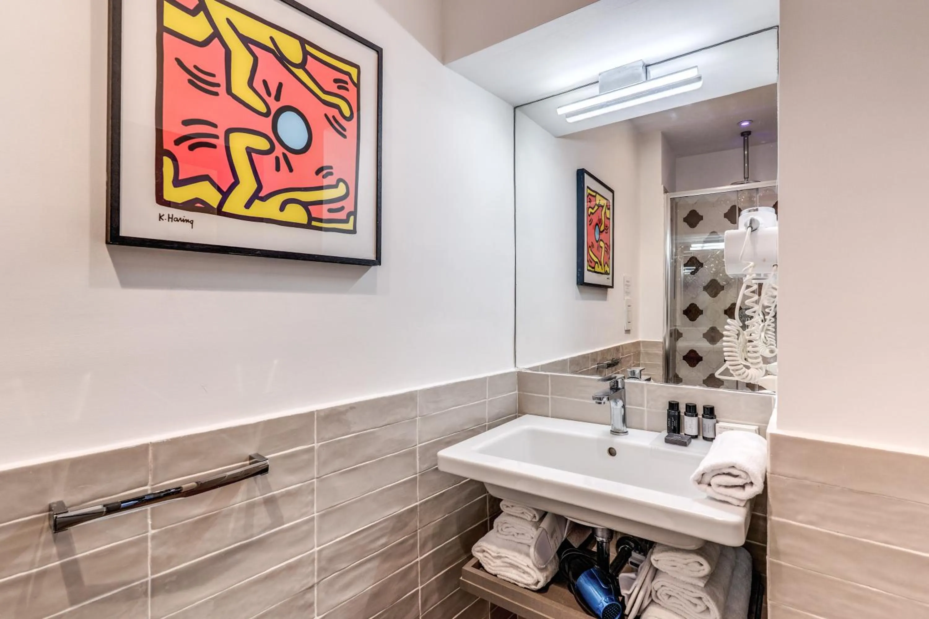 Bathroom in Reginella Suites