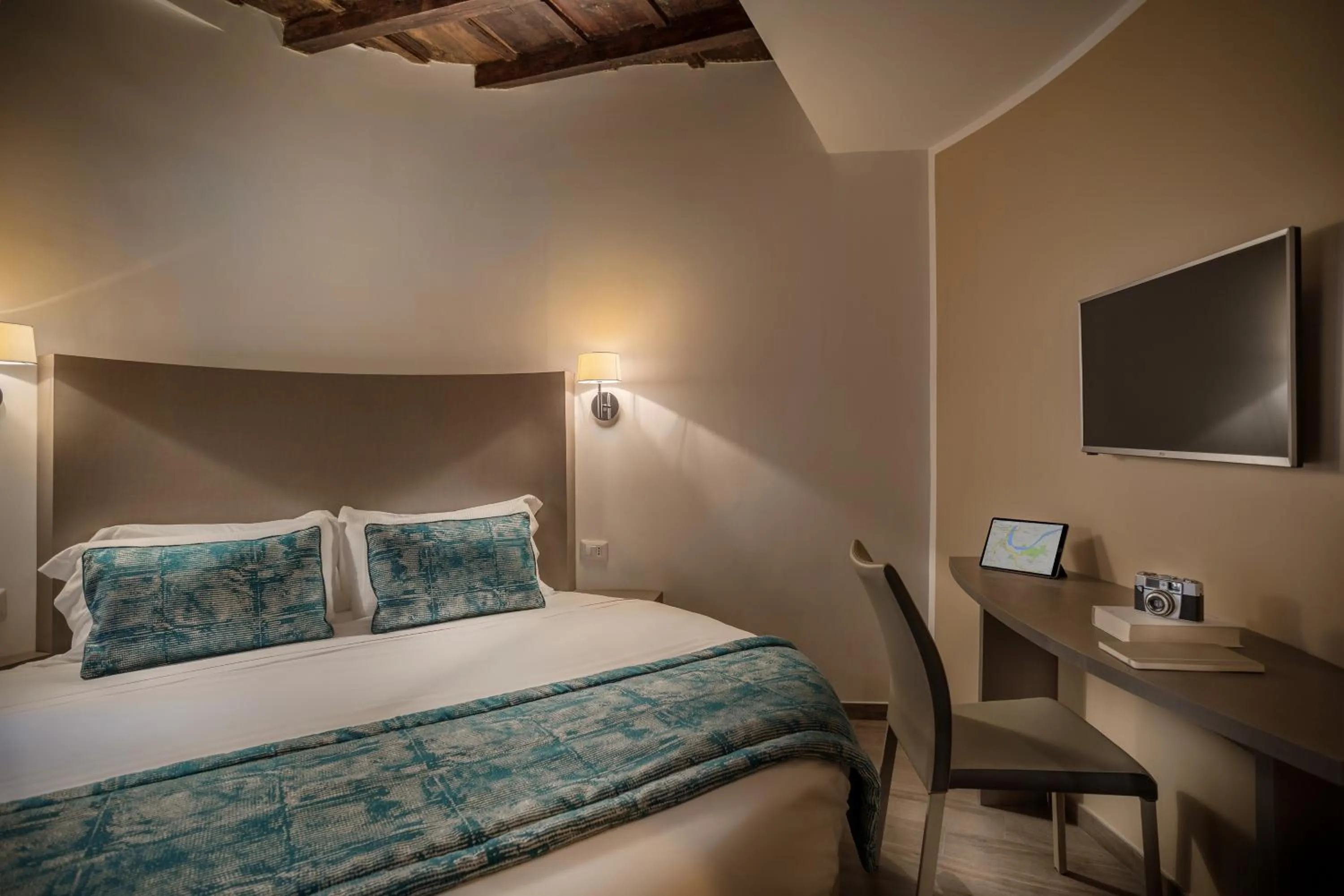 Bedroom, Bed in Reginella Suites