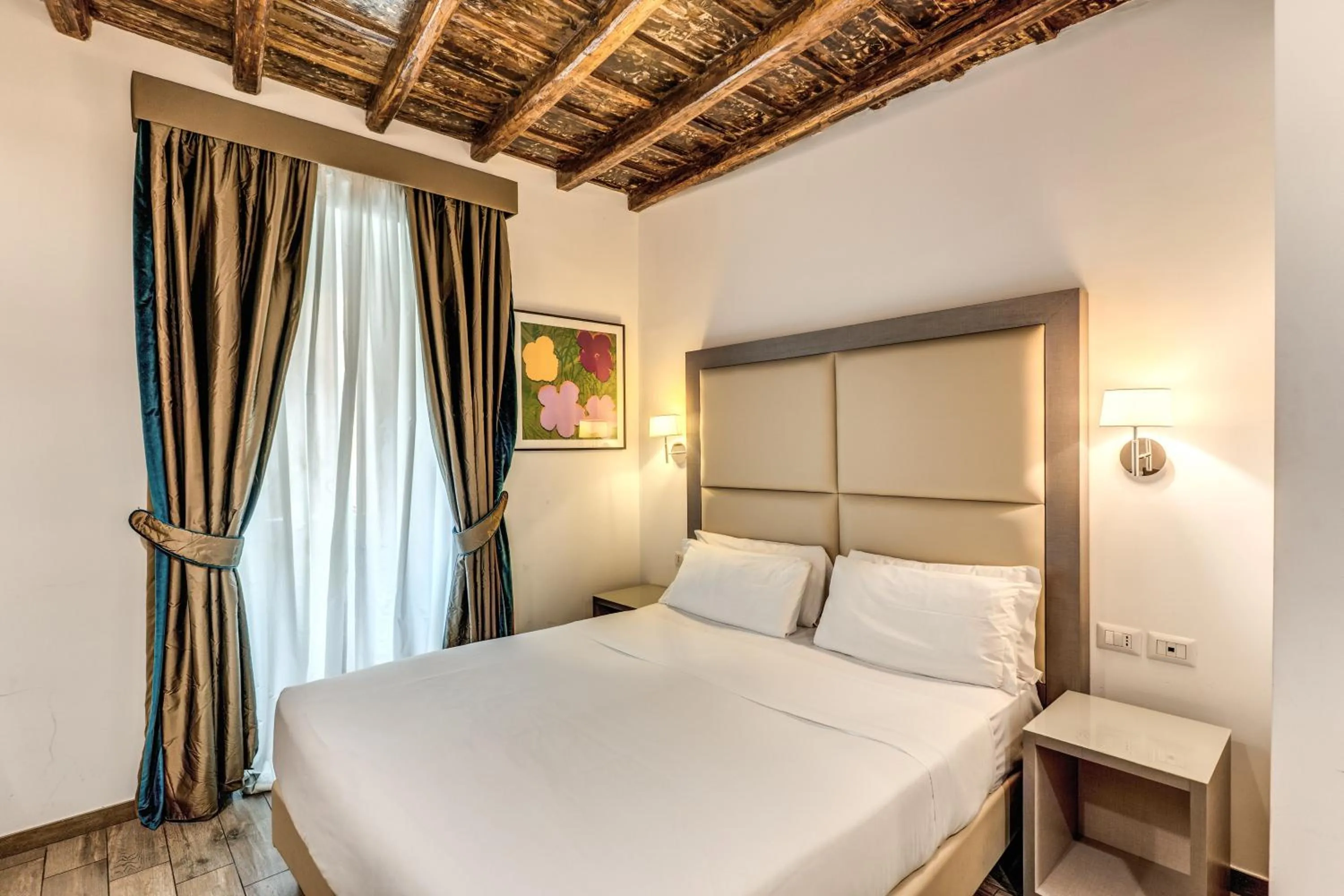 Bedroom, Bed in Reginella Suites
