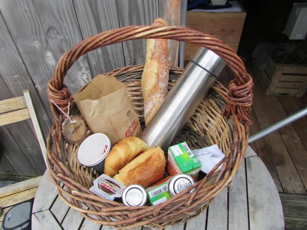 Breakfast in La cabane des amoureux