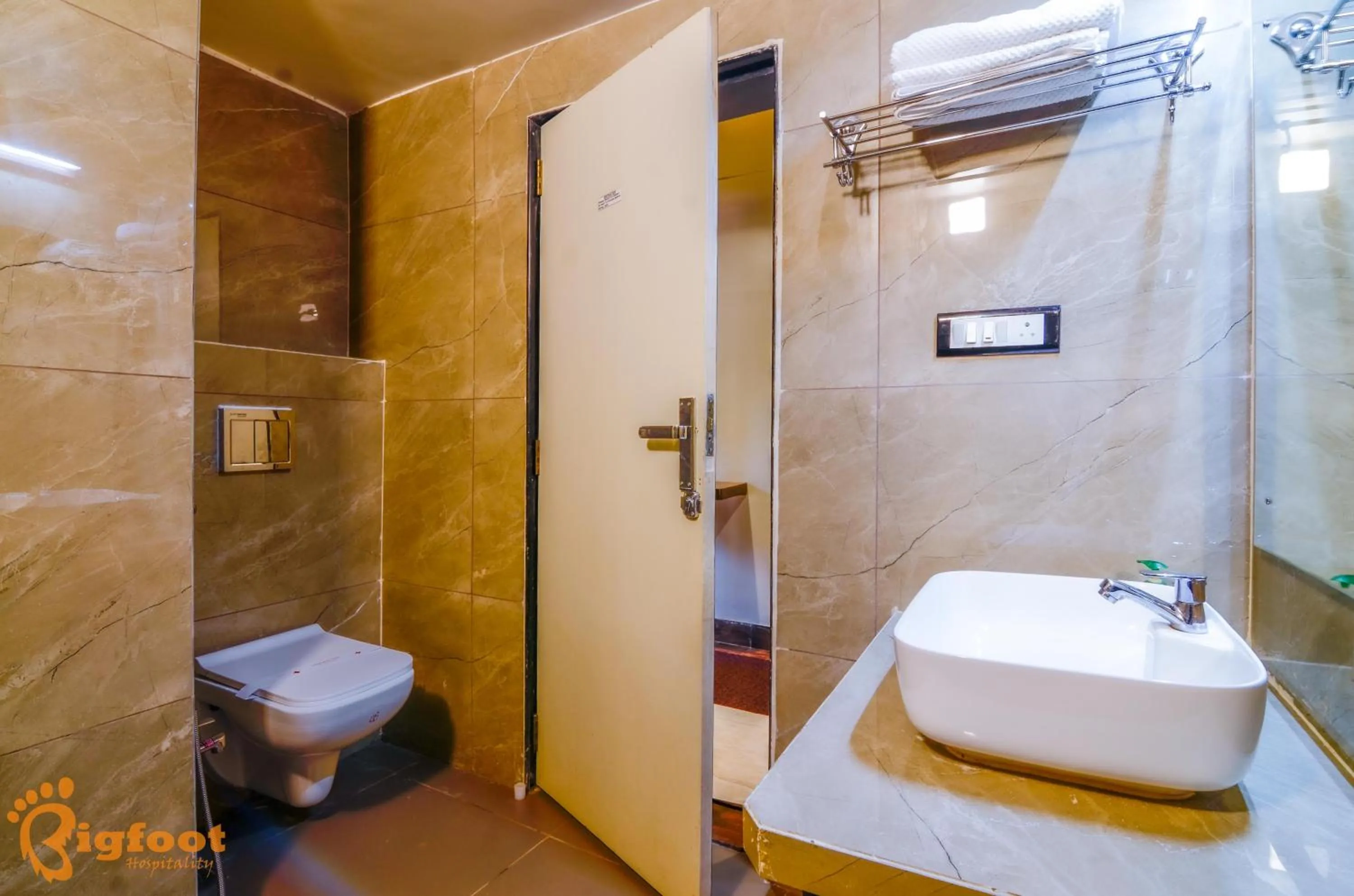 Shower in Shantai By the Lake